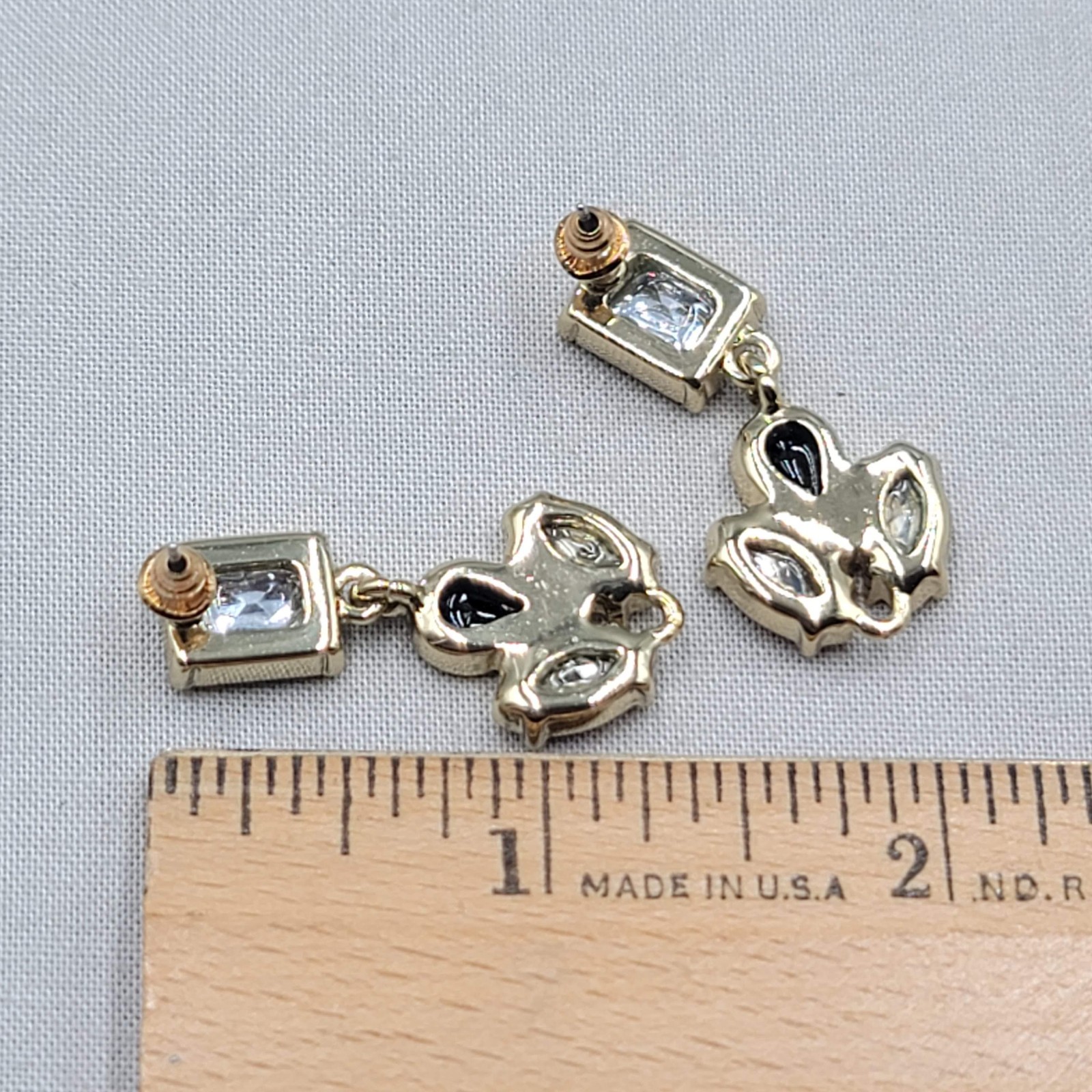 Multicolor Red Black Rhinestone Pierced Earrings Gold tone Dangle