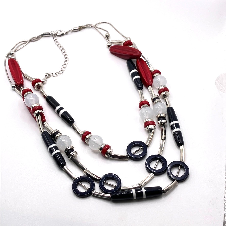 Decorative beaded necklace silver tone metal 51cm adjustable vintage 3 strand