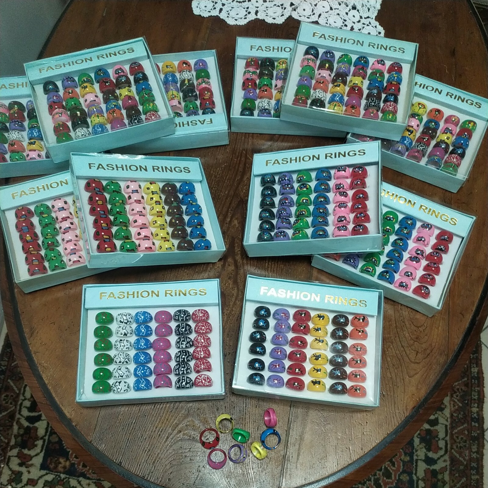 Lot of 432 Super Colorful Pop Art Resin Beach Rings – Various Sizes