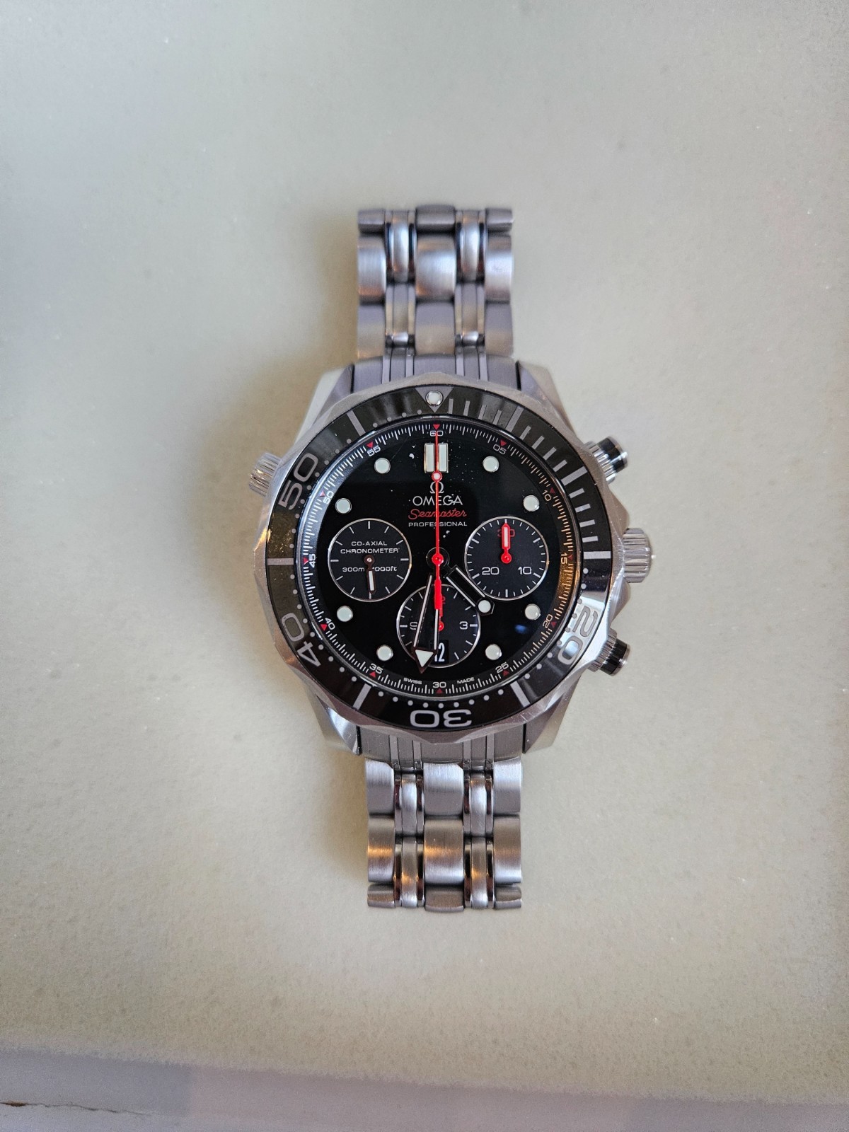 OMEGA Seamaster Diver 300M Chronograph 212.30.44.52.01.001 44mm | Box & Warranty