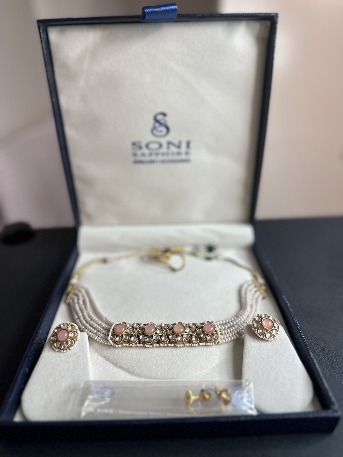 Soni Sapphire Jewelry Set Necklace & Earrings White Beads Pink Round Stones