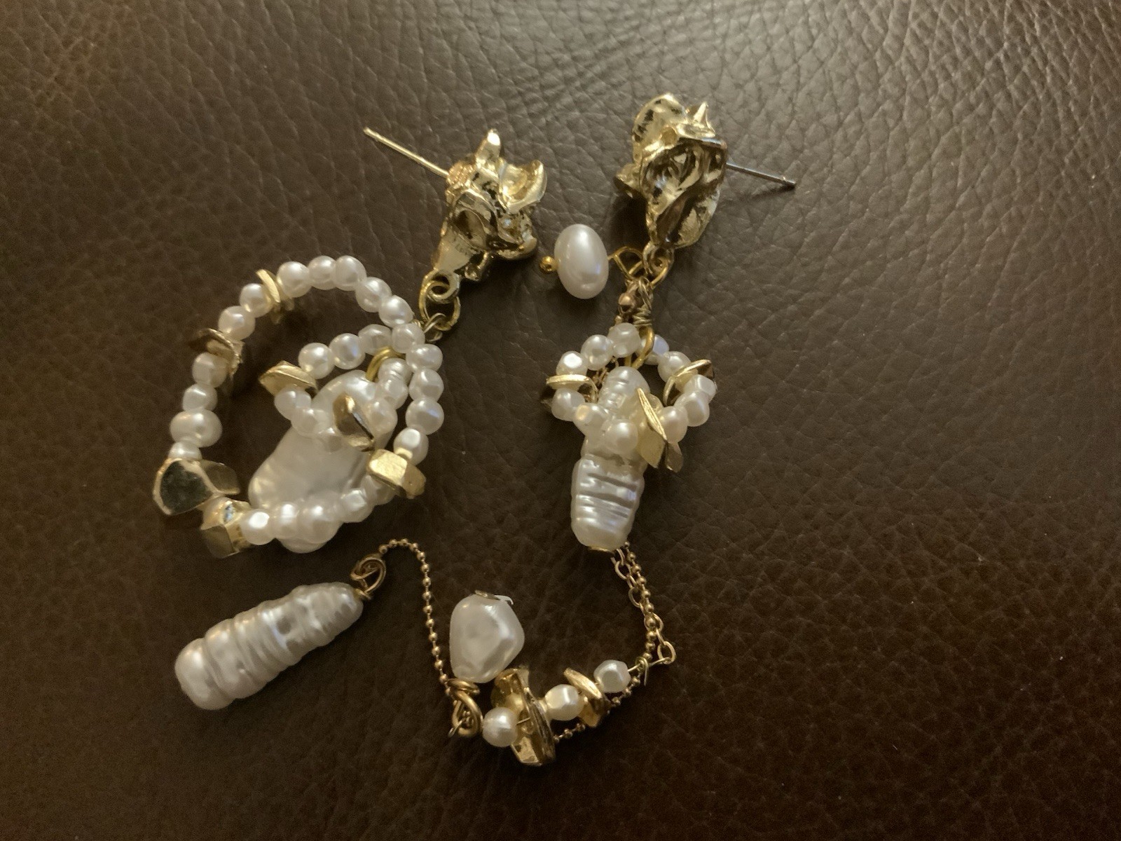 Anthropologie Pearl Hoop Mismatch Molten Earrings Nugget Gold Stud Bead Chain
