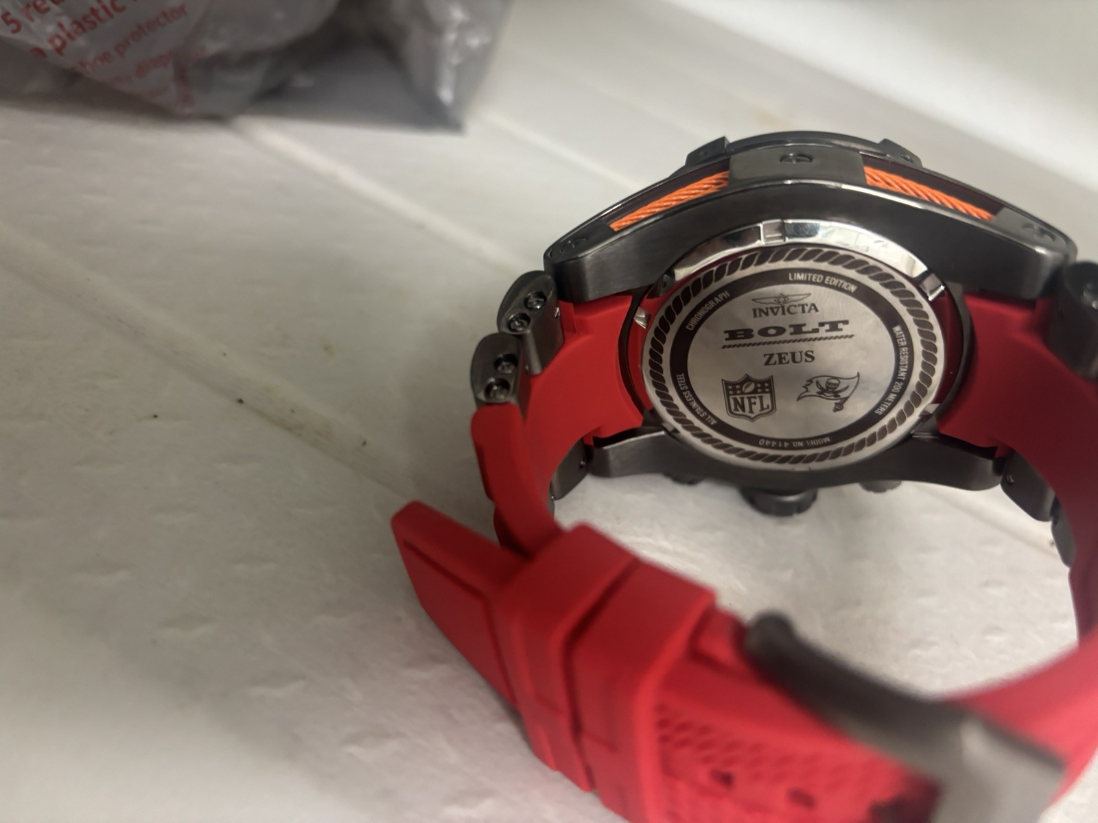 Invicta Chronograph NFL – Tampa Bay Buccaneers 41440 Men’s Watch PLEASE READ