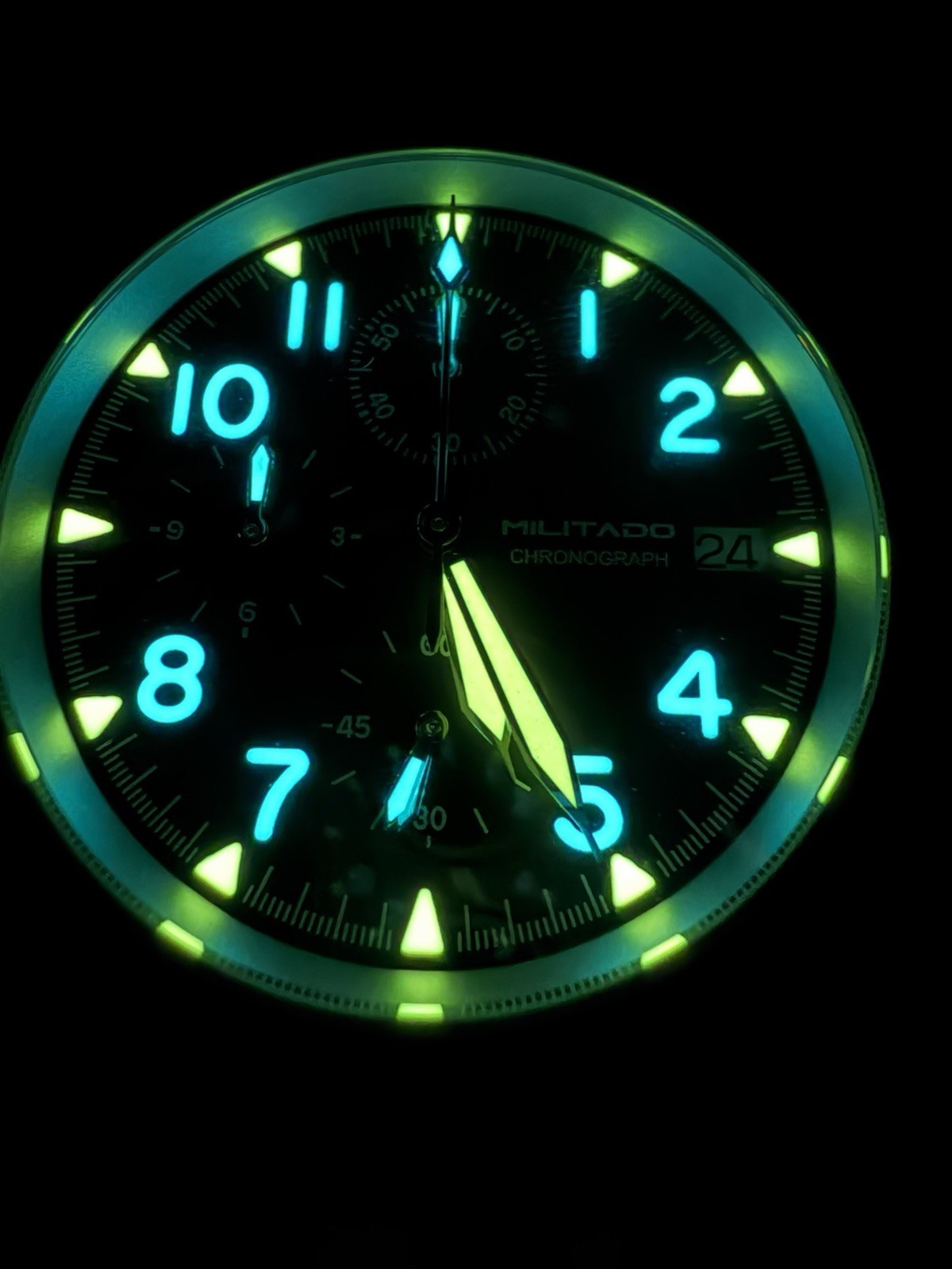 Militado Retro Chronograph ML1868-2 VK67 Date 39mm