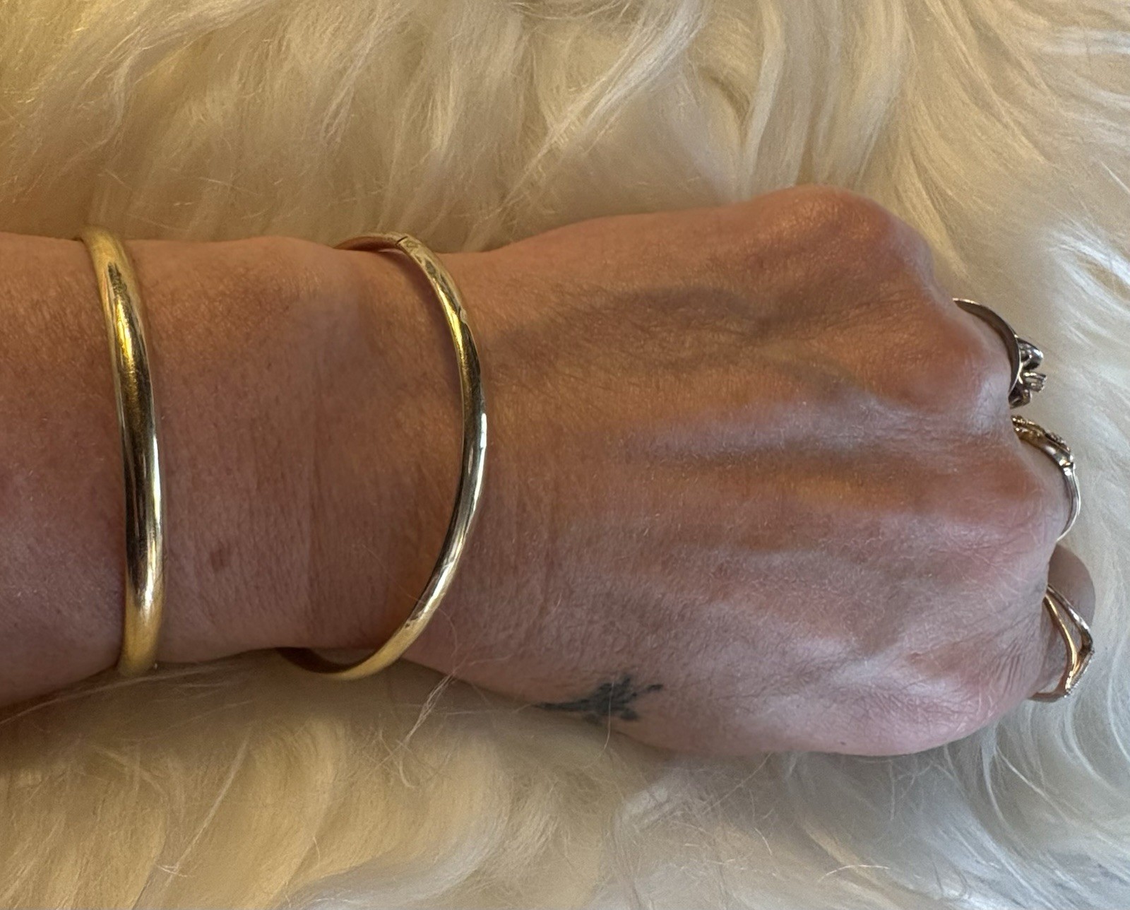 Solid 10k Yellow Gold Hinged Bangle Bracelets (2) 8.20 Grams 4.6 mm Approx. 8”