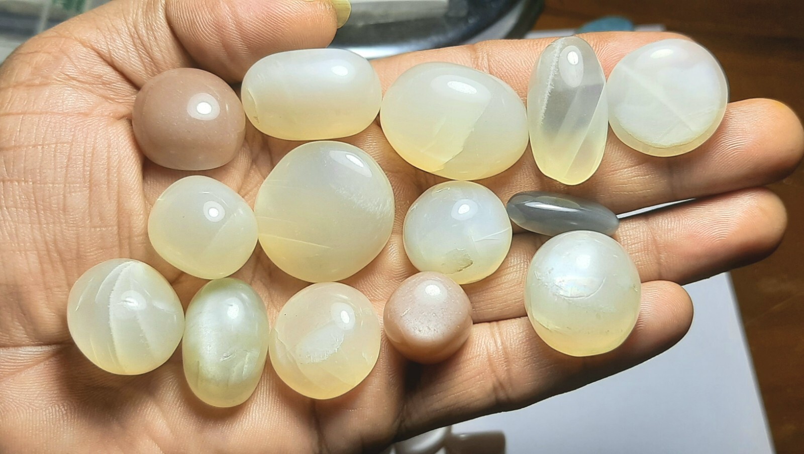 White Grey Peach Chocolate Moonstone Mix 500 Carat Lot Cabochon Free Shipping