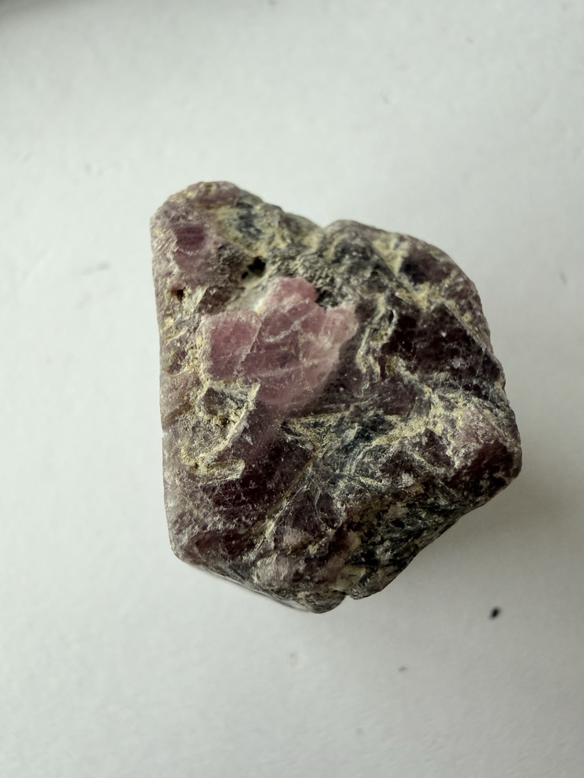 105 Ct Natural Sapphire Corundum