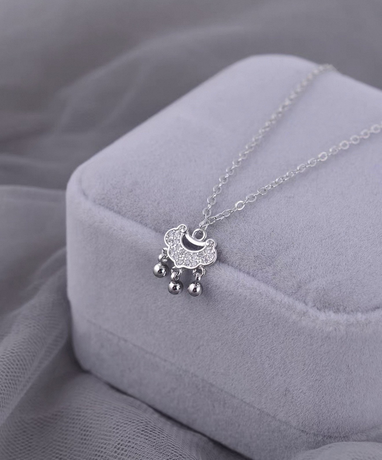 Vintage necklace best gift for her （excluding the box）