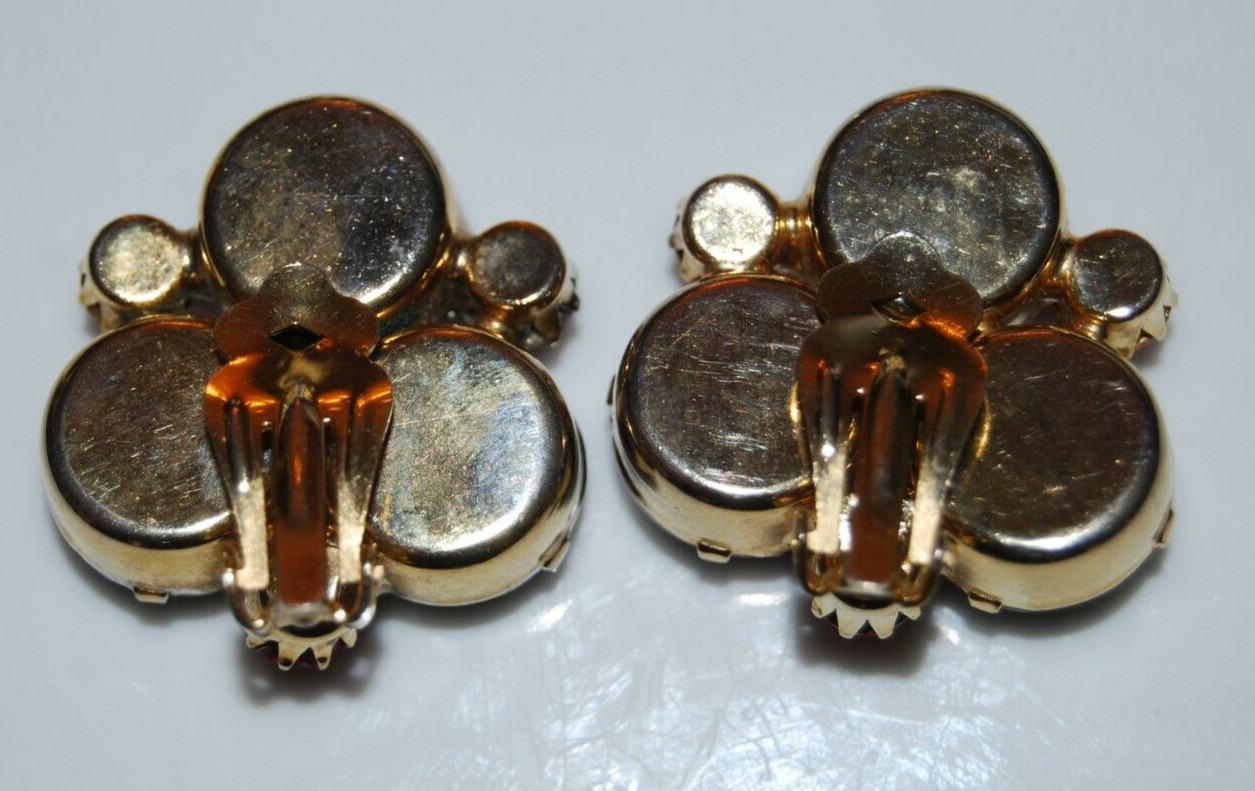 ELEGANT VTG RHINESTONE COUTURE DEEP RED & PINK CRYSTALS GOLDEN CLIP-ON EARRINGS