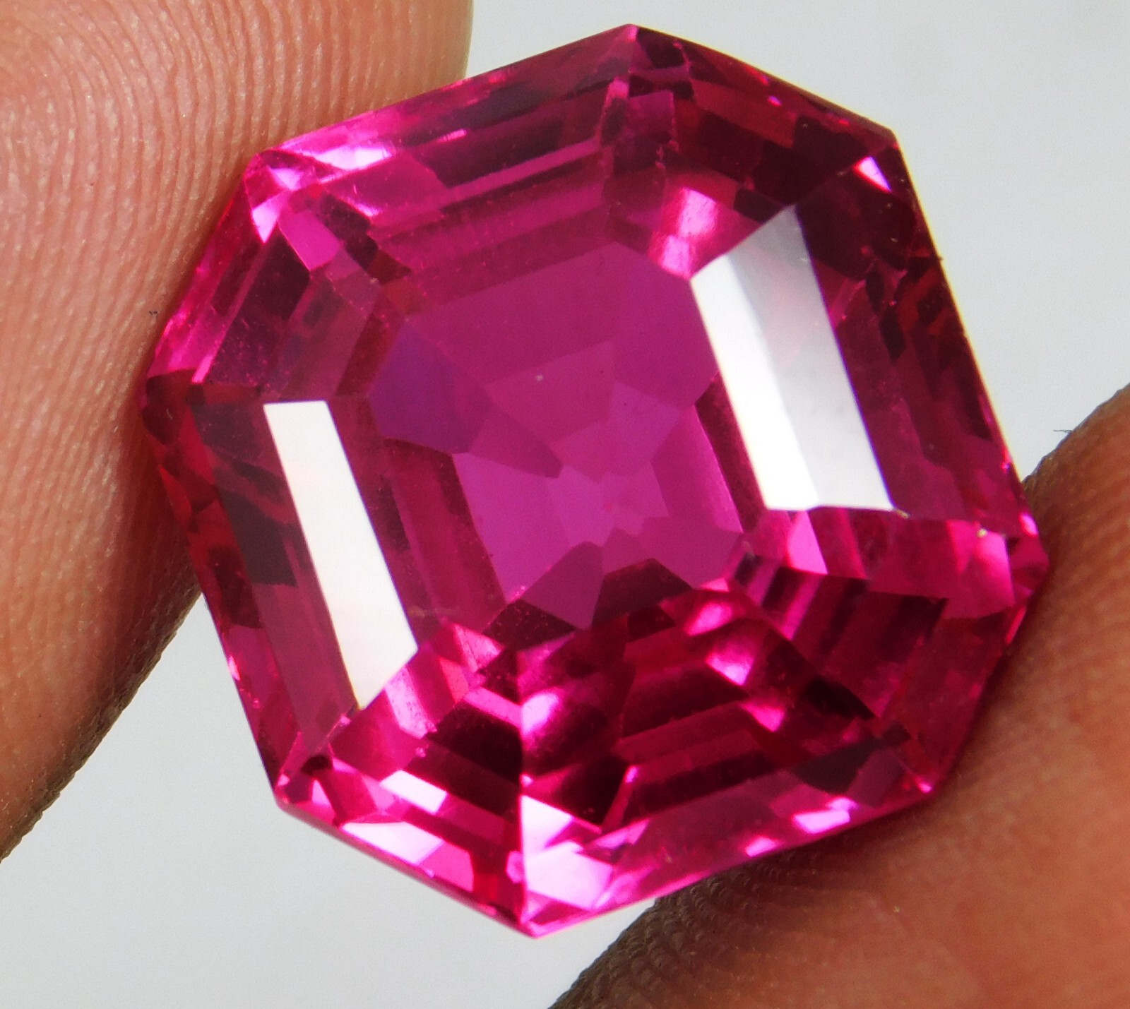 Certified BURMESE Ruby 21.30 Ct Natural Untreated FLAWLESS Radiant Cut Gemstone