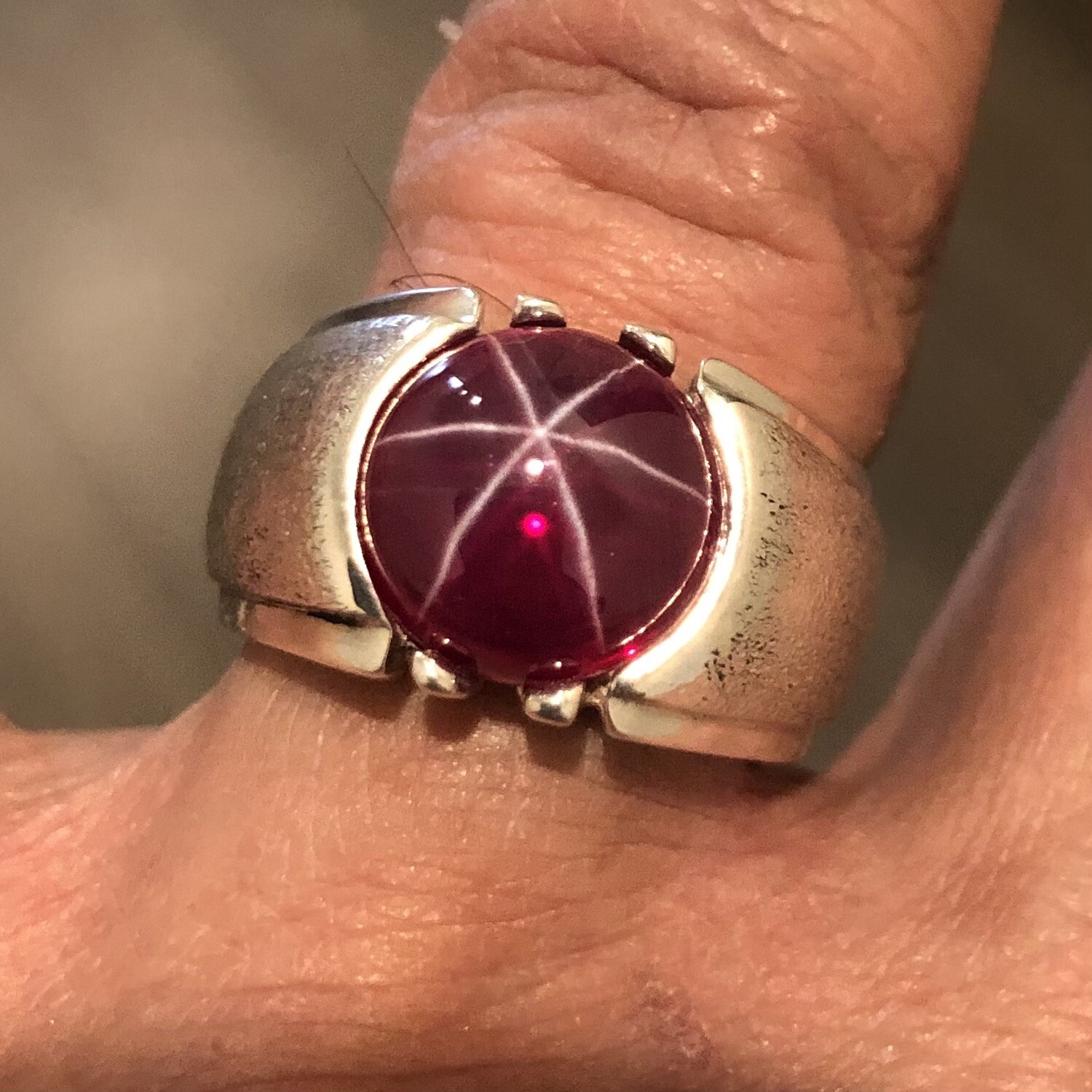 MJG STERLING SILVER CLASSIC MEN’S RING.12mm LAB GROWN STAR RUBY. 26 GR. SZ 10