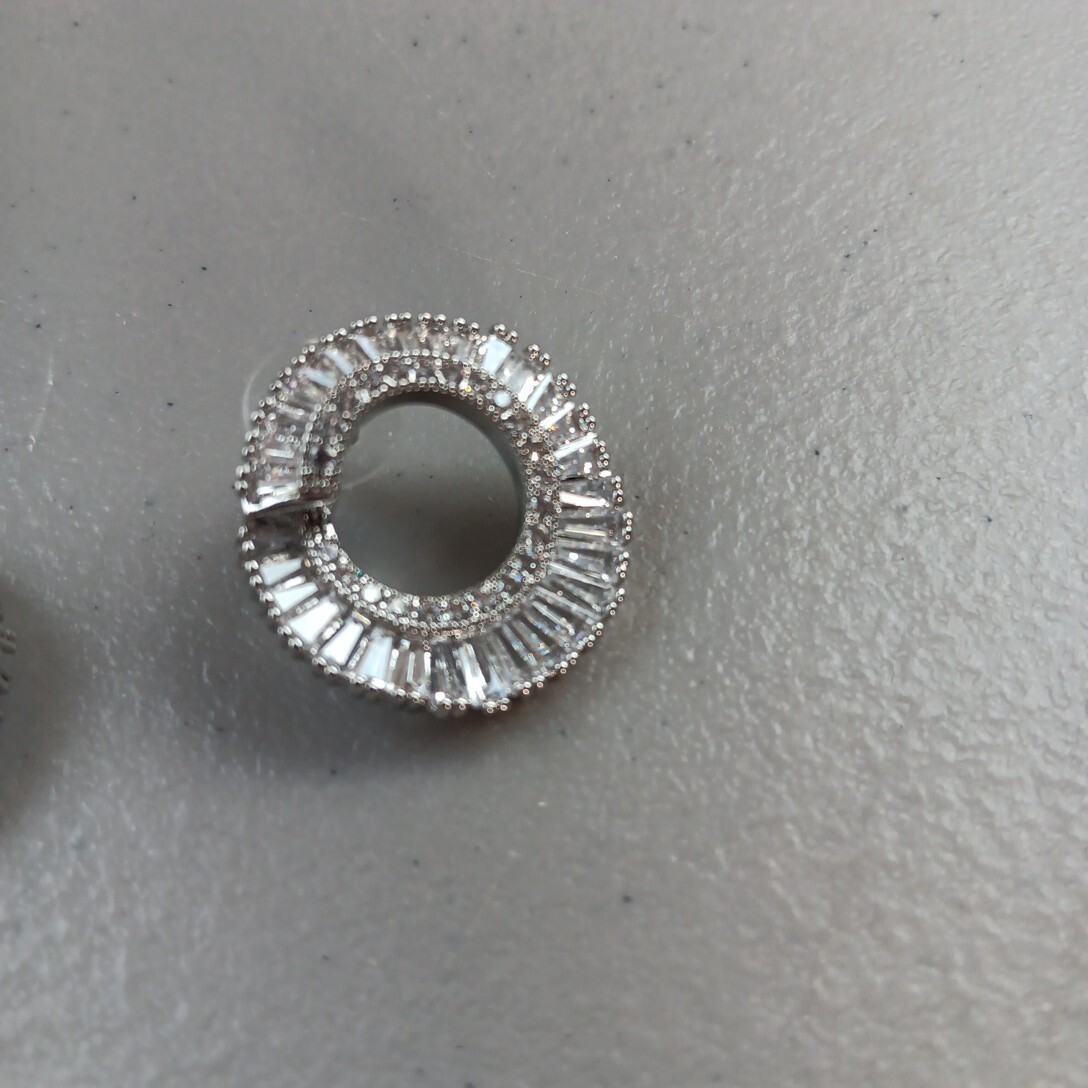 Rounded with Edge Cubic Zirconia Set Post Earrings Shines Bright Classic Luxury