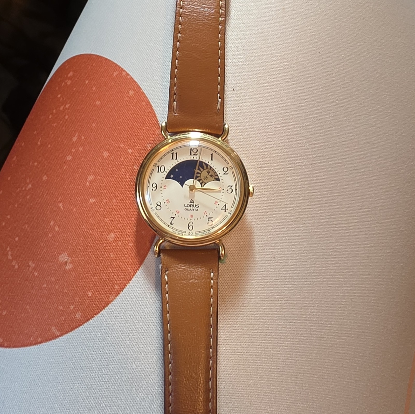 Lorus V535-6000 Quartz Celestial Sun/Moon Dial Gold Tone Brown Leather Watch