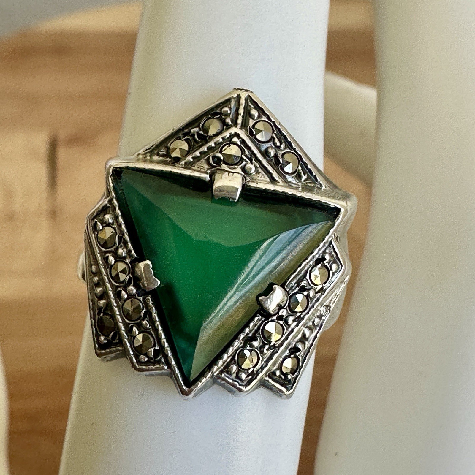 Vintage LCW Art Decor Ring 5.25 Green Chrysoprase Marcasite 925 Sterling 3.7g