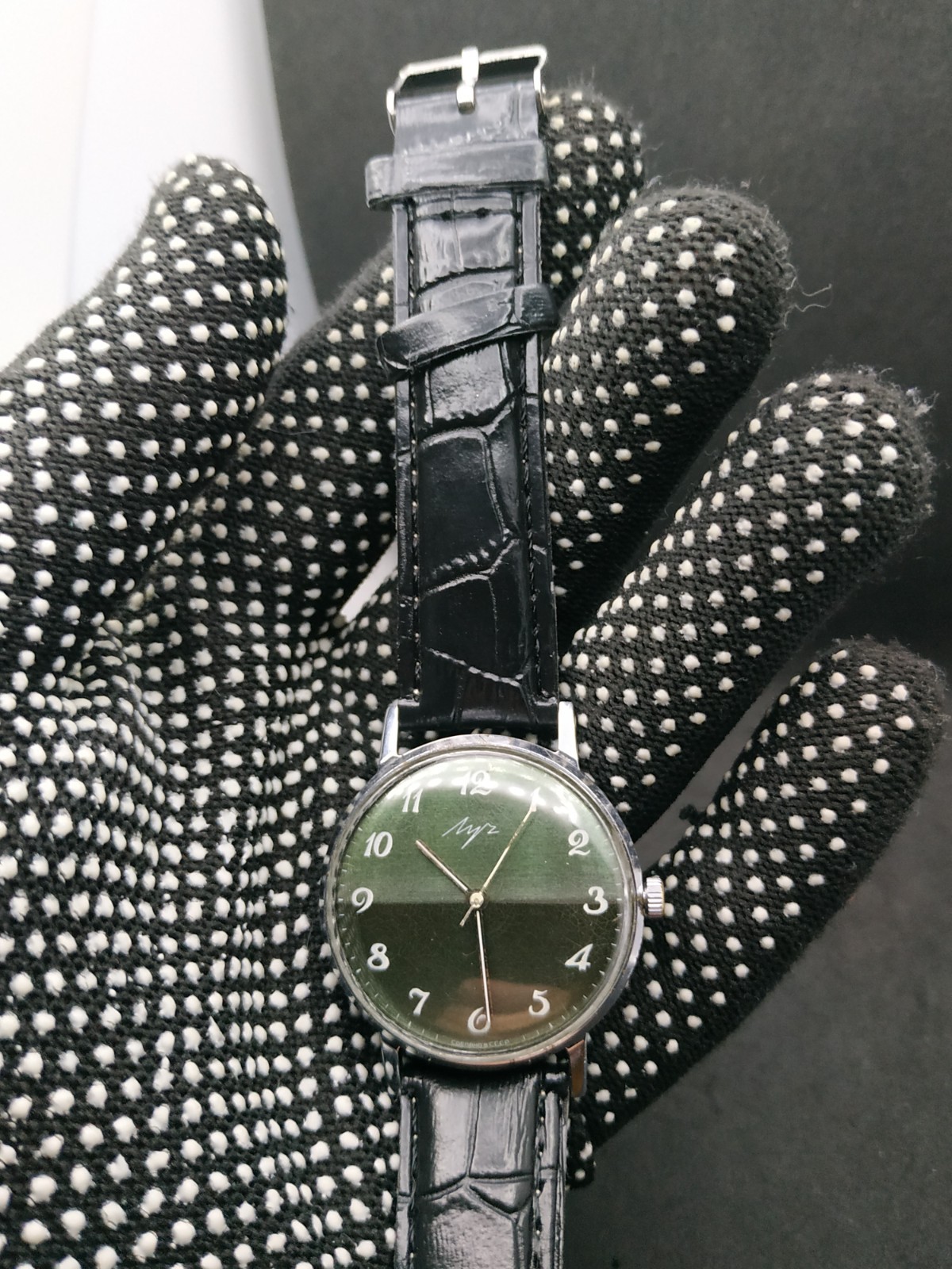 Retro Men’s Watch Luch Slim USSR Mechanical 2209 SERVICED Vintage Soviet Casual