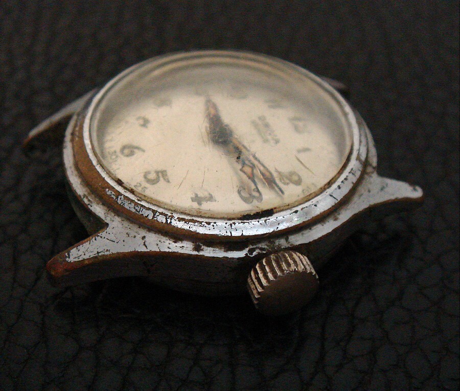 Men’s Retro Estate Vintage Driva Dress Wristwatch – RUNNING