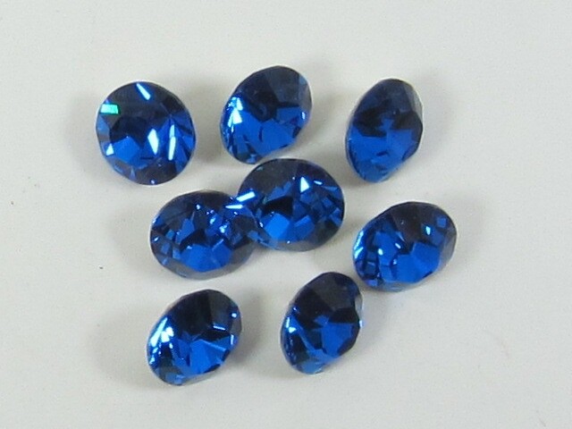 1gr. 24pp CAPRI BLUE POINTED BACK STAR BRIGHT Rhinestones