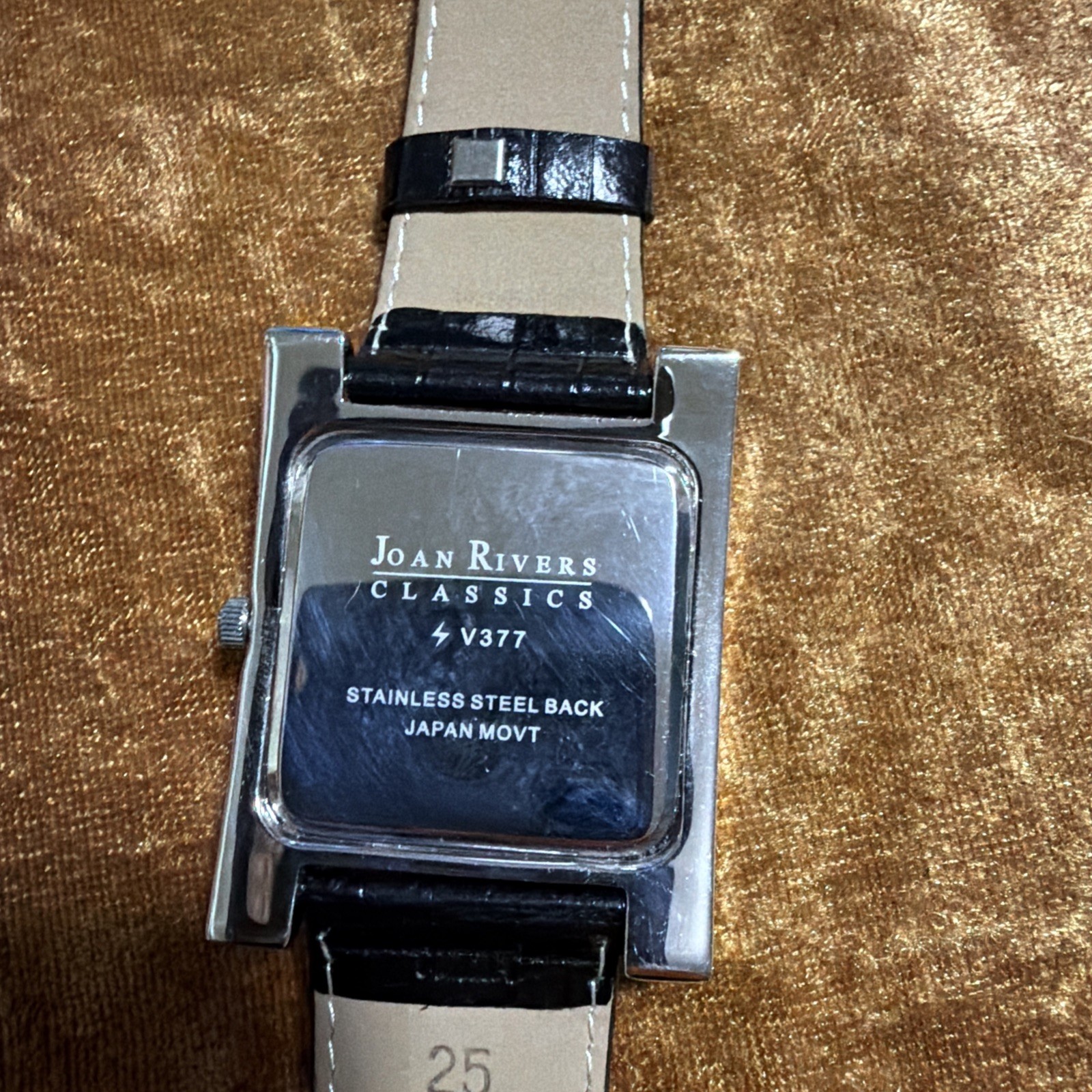 Vintage Joan Rivers Classics V377 Women’s Boyfriend Watch Black Leather Band
