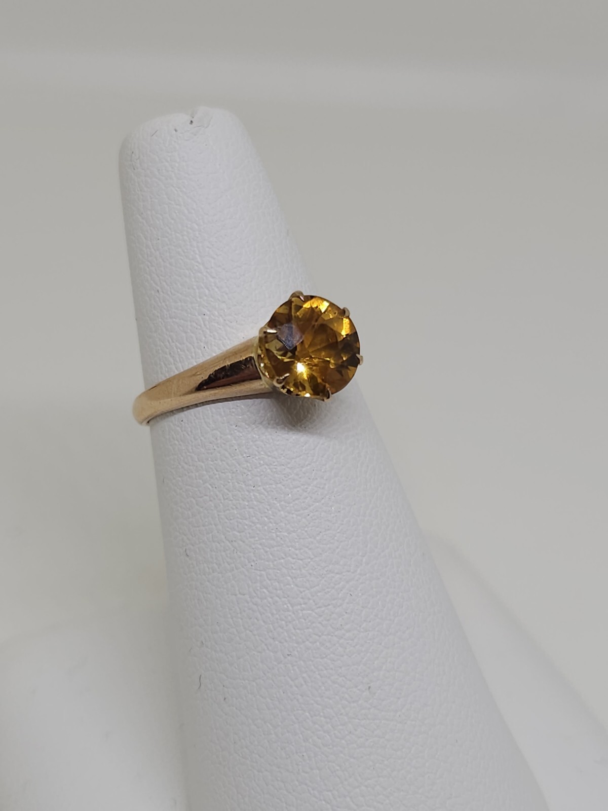 Vintage 12k Rose Gold 7.5 mm Round Citrine Solitaire Ring Size 5.75 2.4 Grams