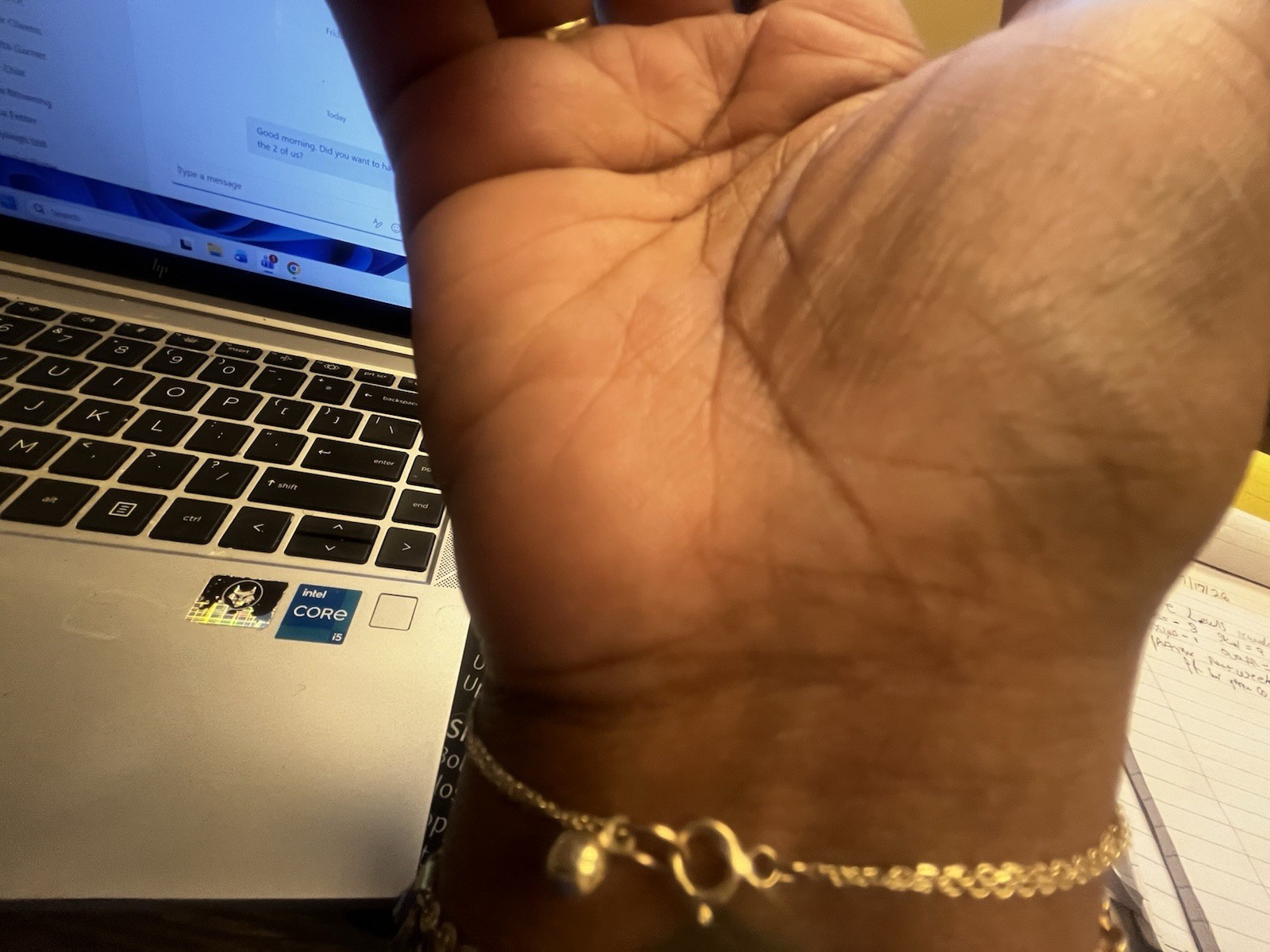 10k Multicolored Gold Bracket Size 7. Double Chain