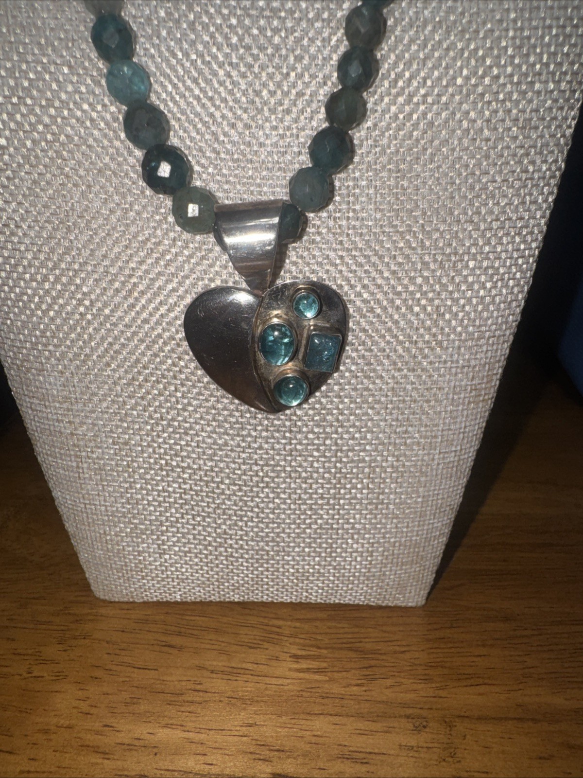 Jay King Graduated Teal Green Apatite Bead Necklace & Heart pendant . Sterling
