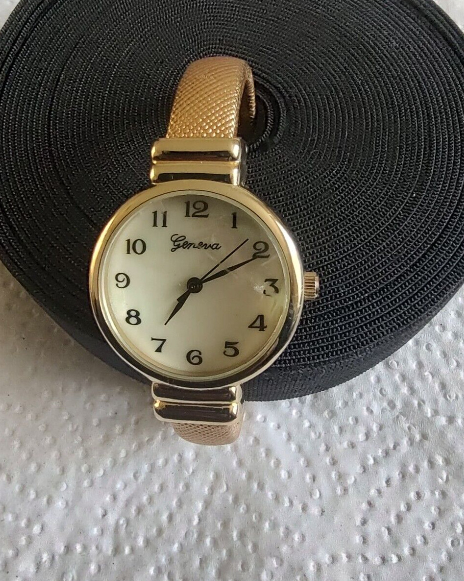 Geneva Bangle watch Golor color bangle Watch Women’s girls female AP917283
