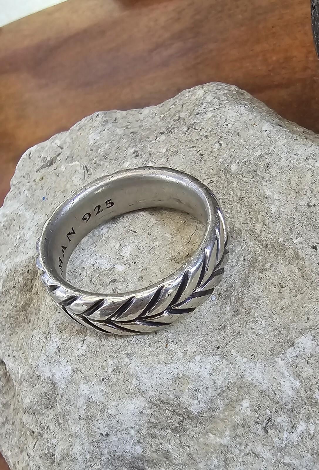 David Yurman Comfort Fit Chevron Band Ring Size 8.5 ~ 11.41grams