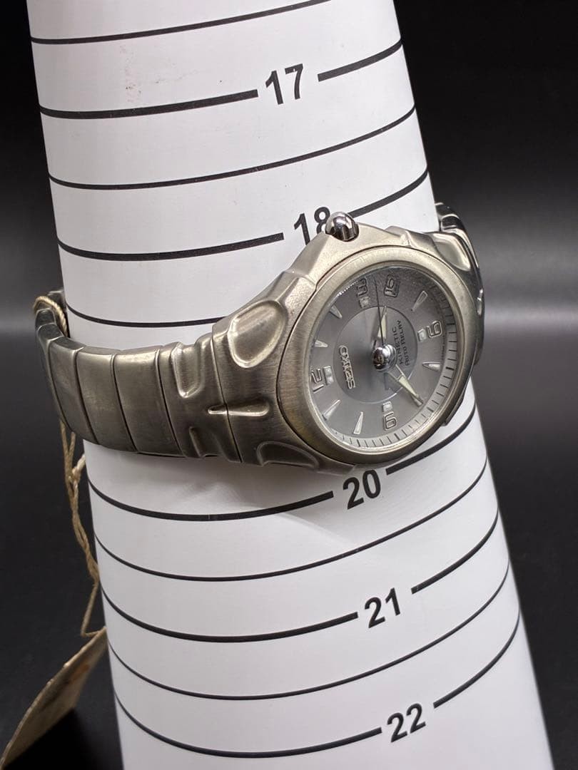 SEIKO KINETIC Auto Relay 5J22-0A30 Silver Men’s Watch 3-3651 Japan