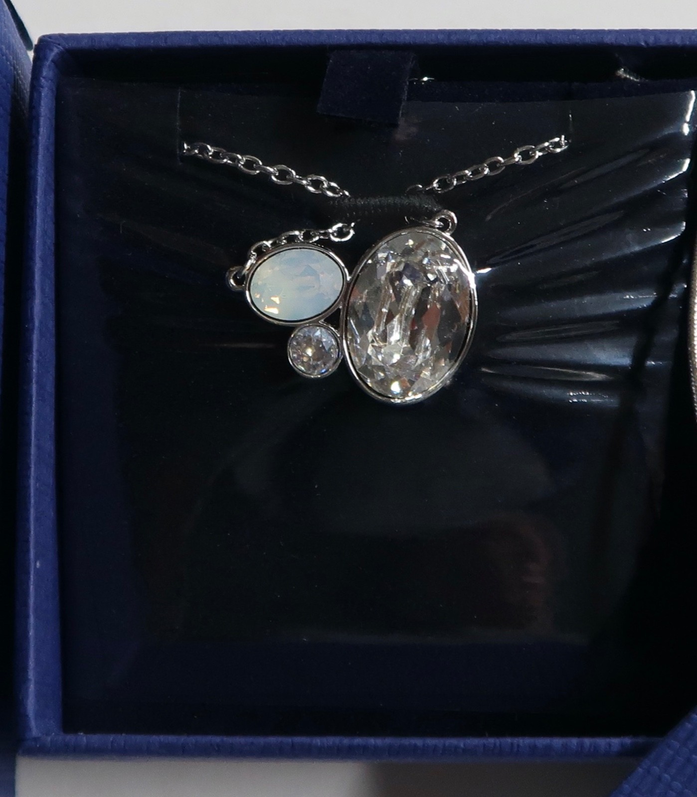 Authentic Swarovski Tasso Clear Crystal Pendant 1181637 CRY/RHS 40cm Brand New