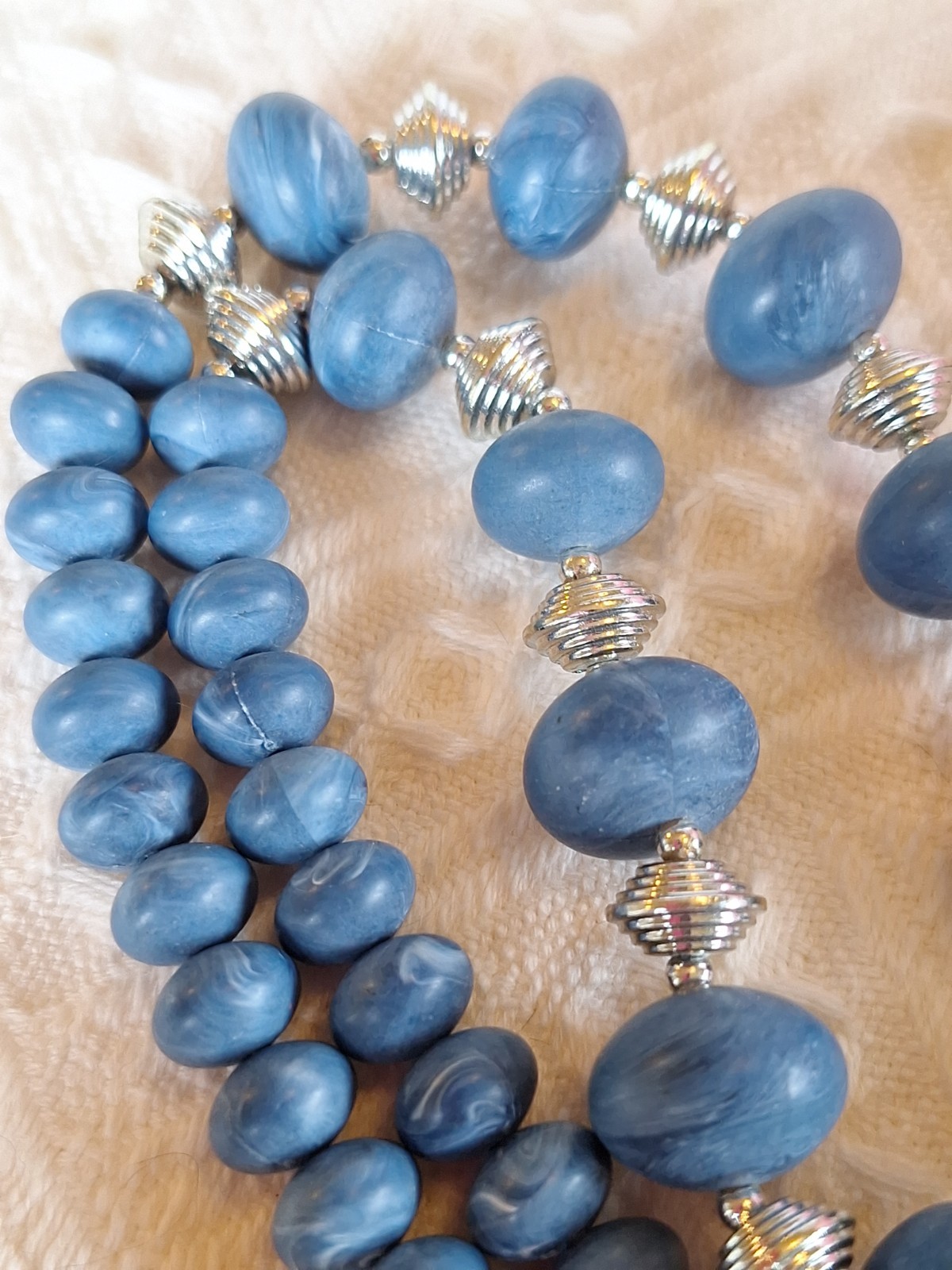 Vintage Cornflower Blue Necklace Plastic Resin Silvertone Accents 18″