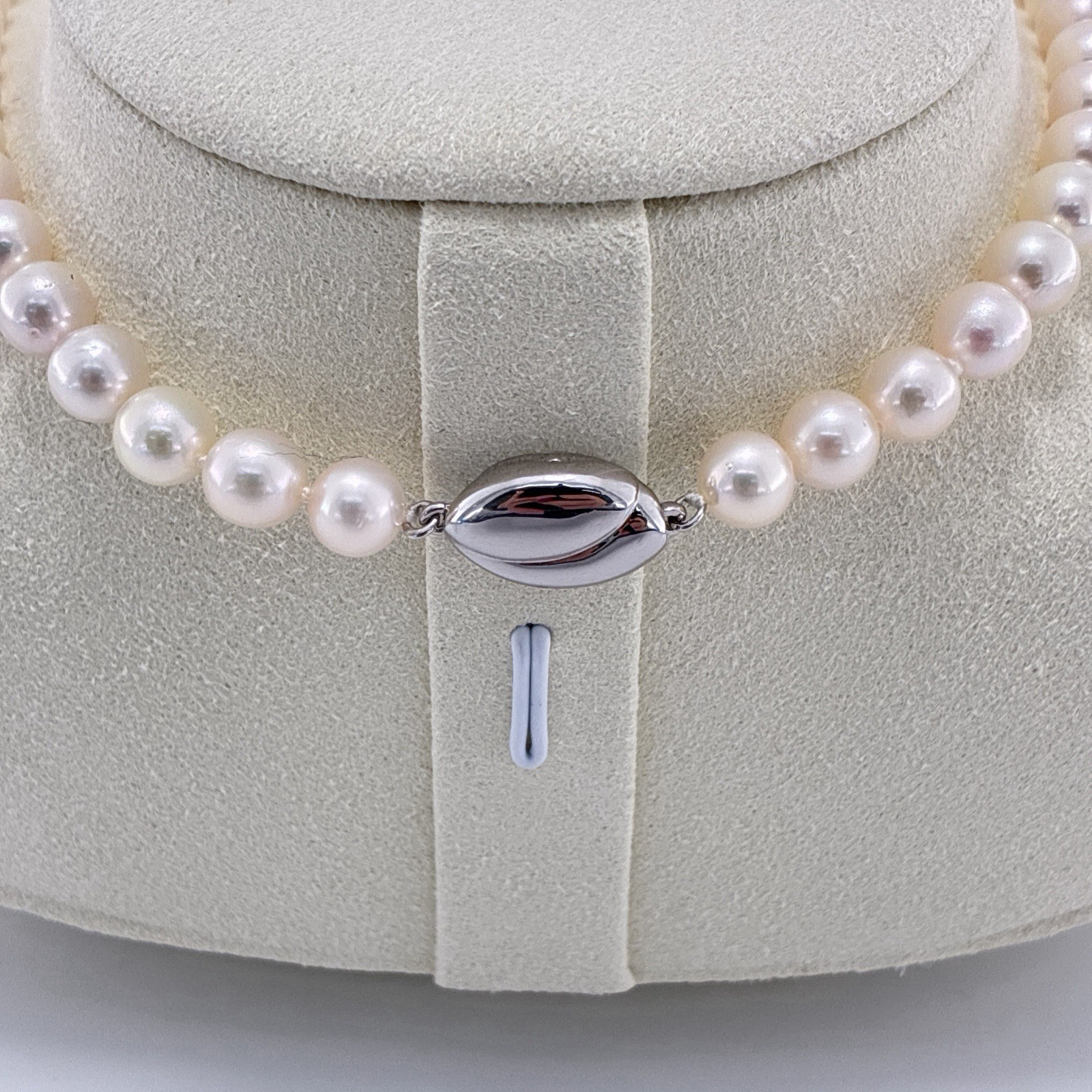 7-7.5mm Pearl Japanese Akoya White-Rose Necklace Silver 17.0″