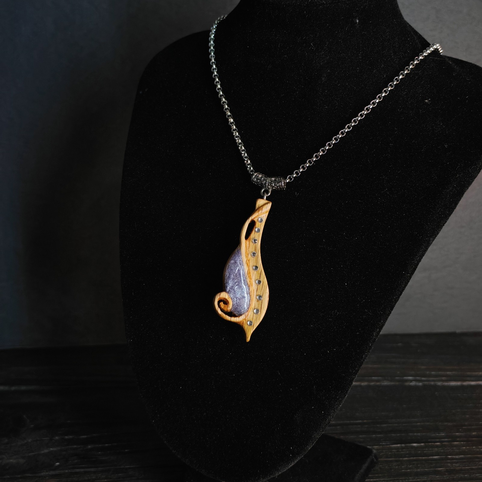 Handcarved Oak Wood Resin Musical Note Necklace Stainless Steel Chain Jewelry
