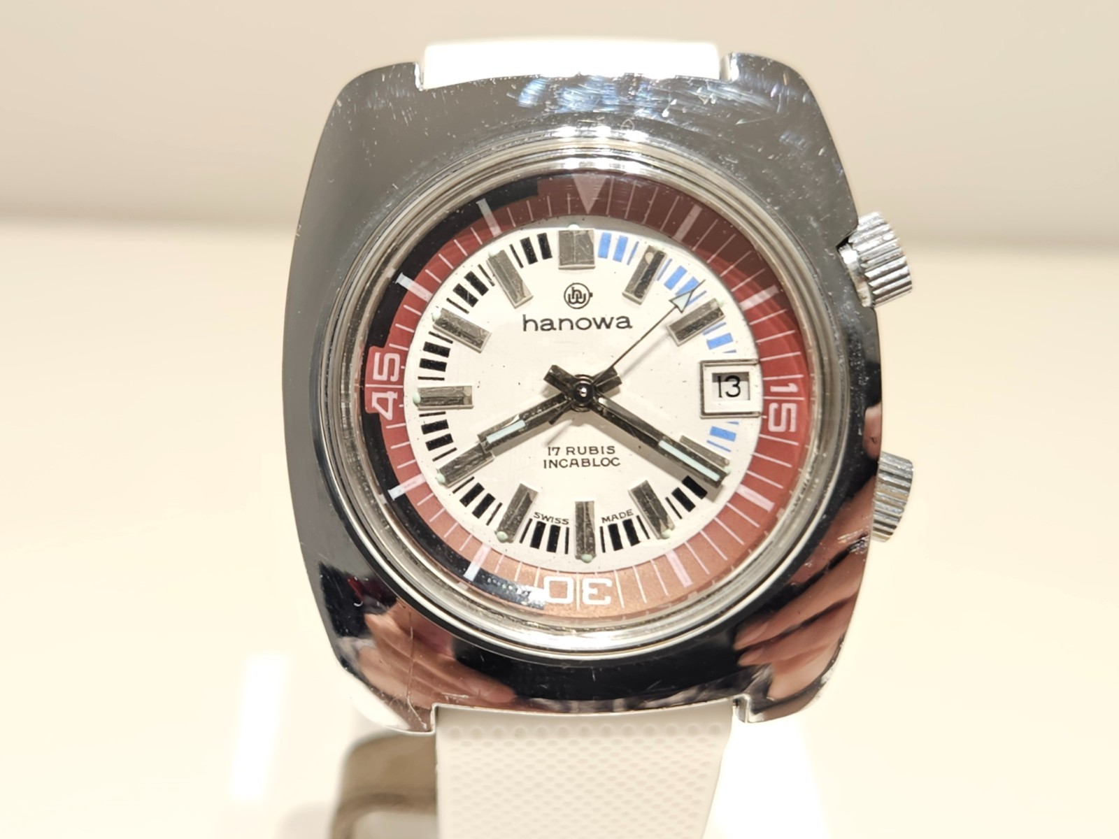 VINTAGE RARE BIG TWO CROWN SPORT DIVER STYLE SWISS MEN MECHANICAL WATCH”HANOWA”