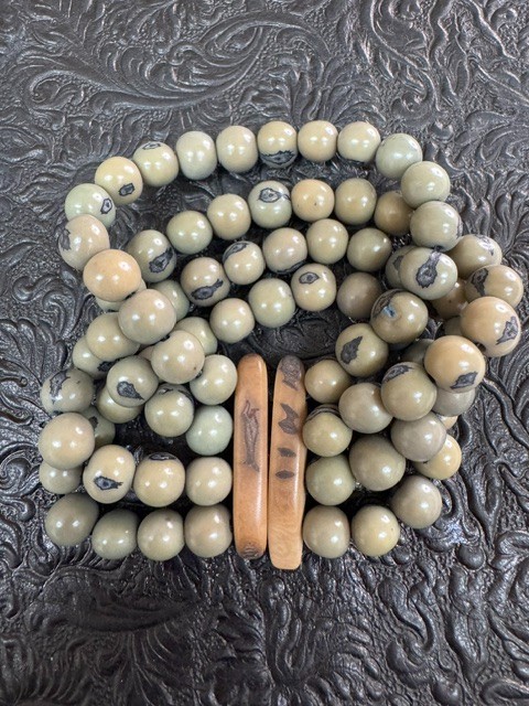 Vintage Multi Strand Green Acrylic Bead Bracelet Acrylic Bar Accents Stretch