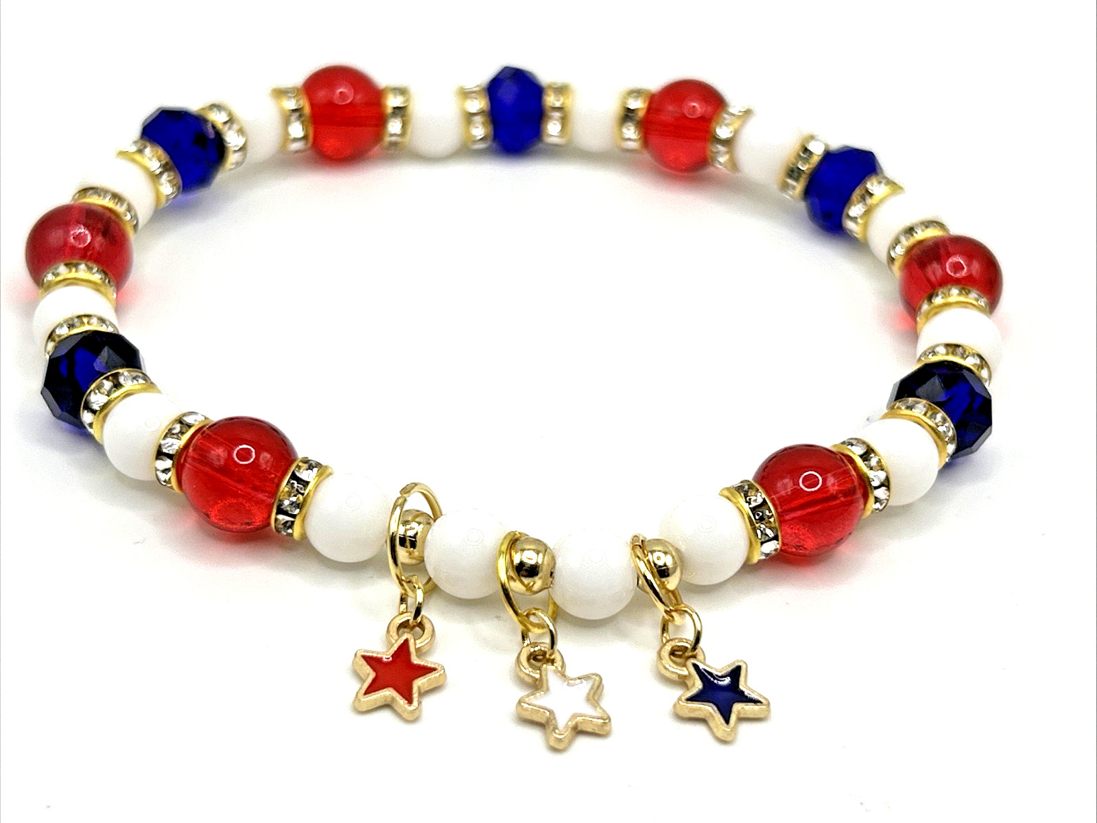 USA Patriotic Red/White/Blue Glass w Star Charms STRETCH Bracelet 7.5″ (Medium)