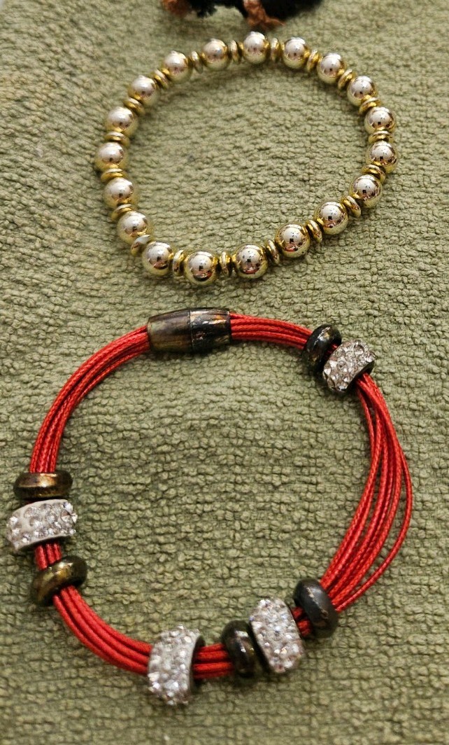 12 Fashionable Bracelets