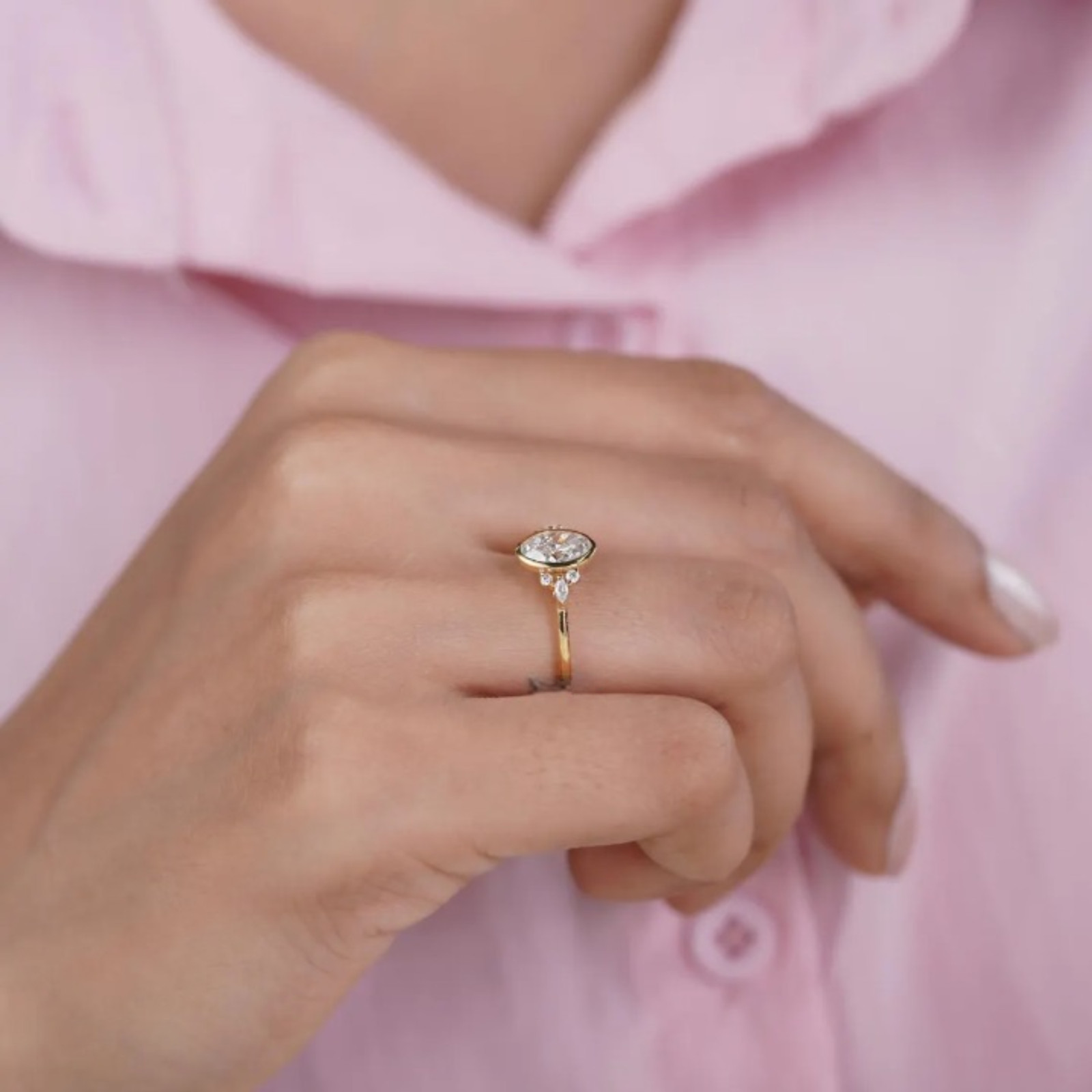 1 Carat Oval Cut Lab Grown Diamond Engagement Ring | 14k Yellow Gold VVS VS