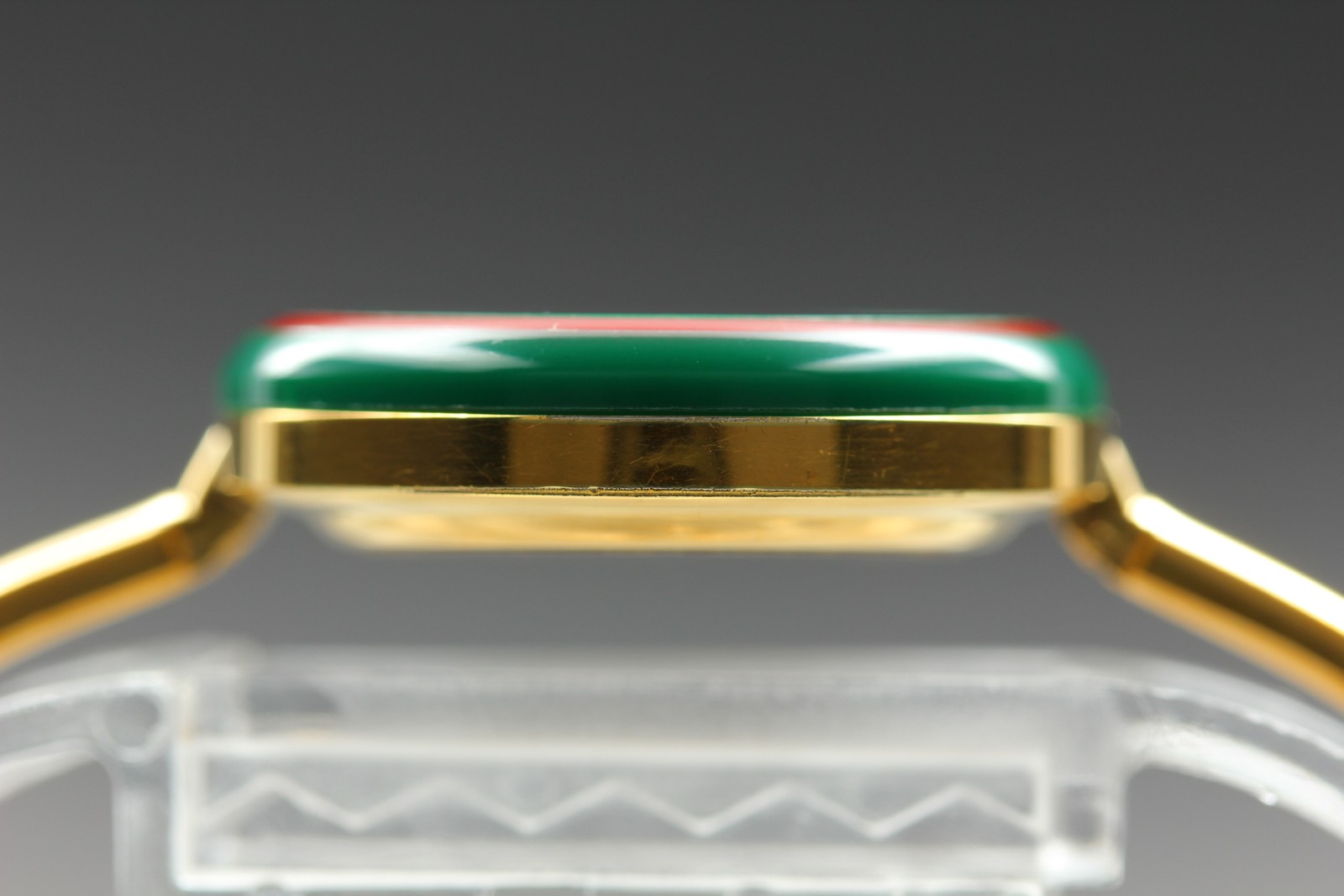 [Near MINT] GUCCI 11/12.2 Change Bezel 12 Colors Ladies Quartz Watch From JAPAN
