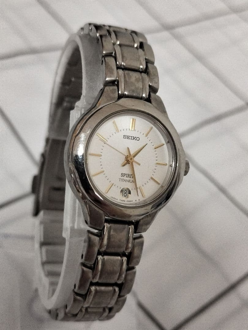Excellent condition SEIKO SPIRIT TITANIUM 7N82-0380 wristwatch