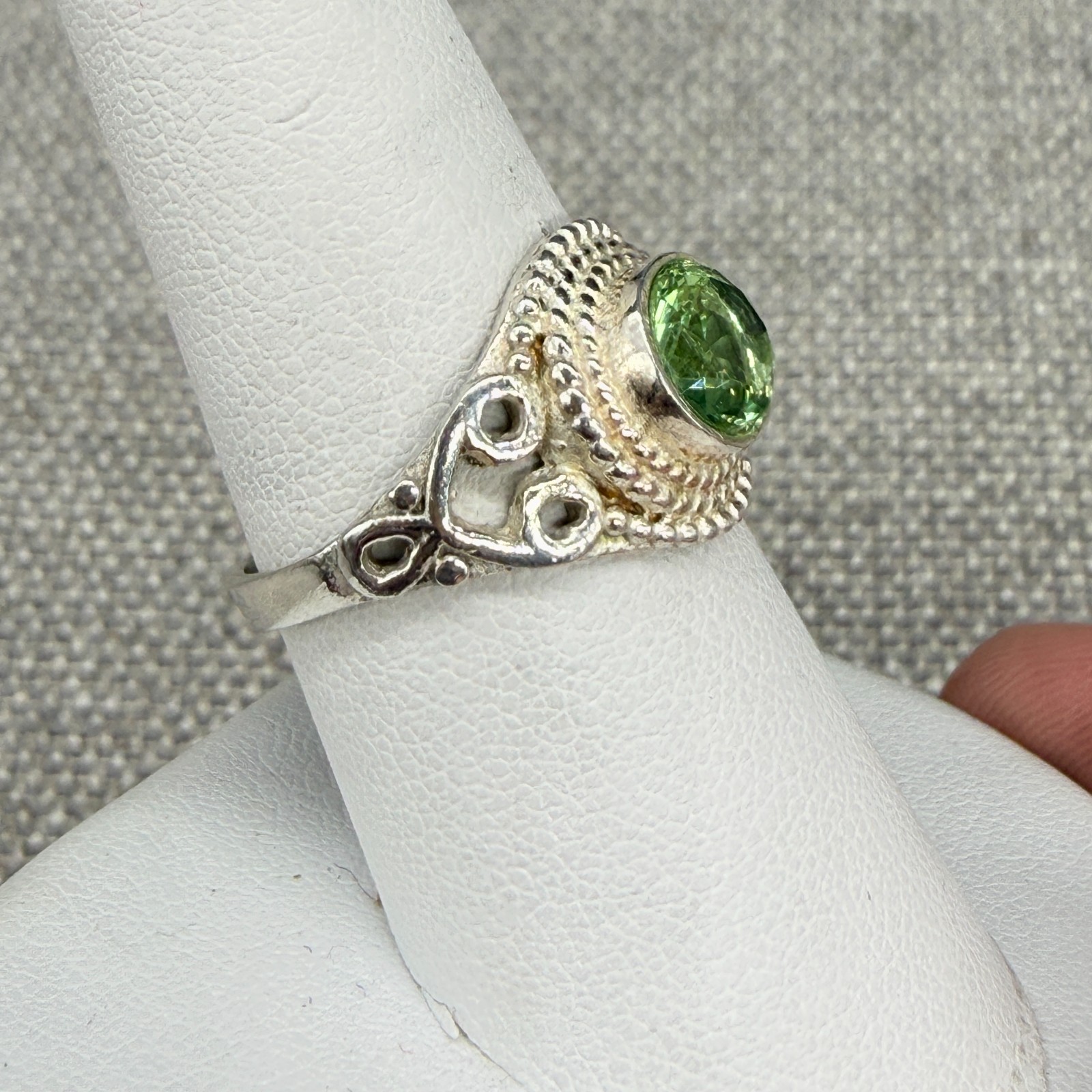 Vintage Ring Sterling Silver Green Faceted Center Stone Stamped 925 Untested