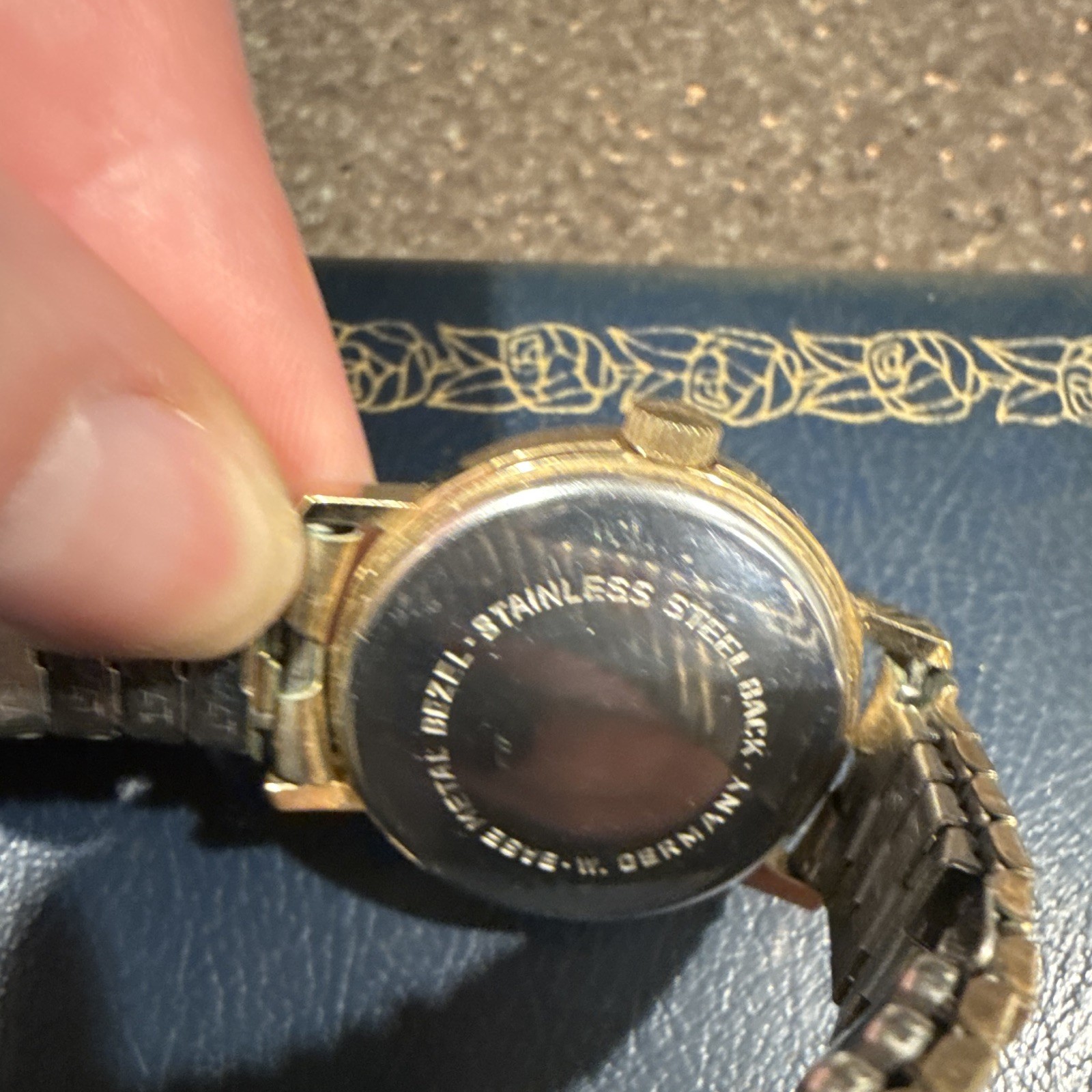 Helbros Invincible Manual Mechanical 17J Silver Dial Gold Tone Watch-RUNNING