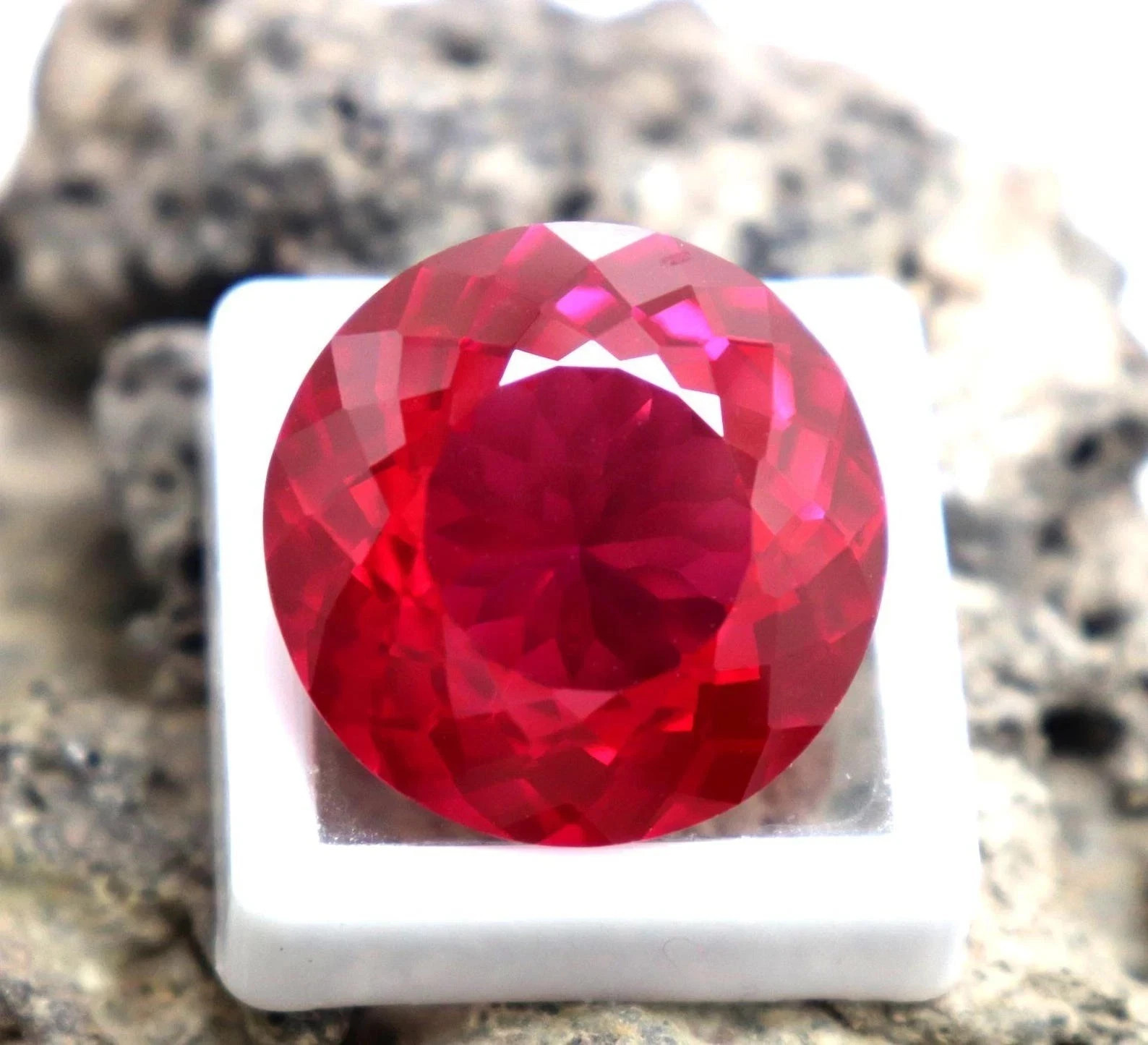 45 Ct Mozambique Red Ruby Round Cut Certified Loose Gemstone