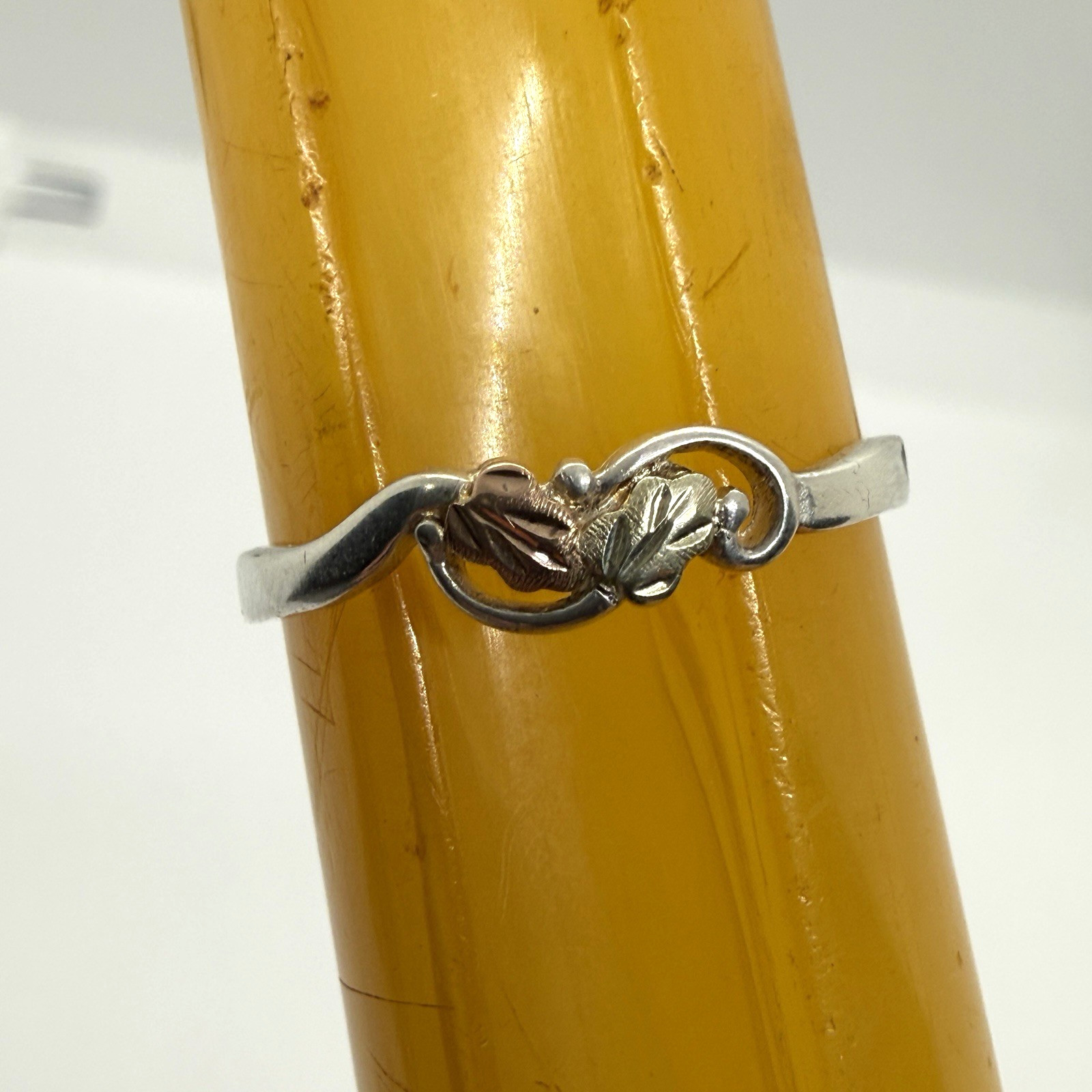 Landstrom’s Black Hills Gold Women’s Freeform Bypass Ring 12K Tri-Color Leaf 9.5