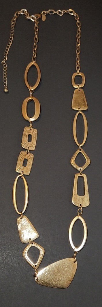 Chico’s Women’s 3pc Mixed Lot Fashion Necklaces Metal Gold Tone