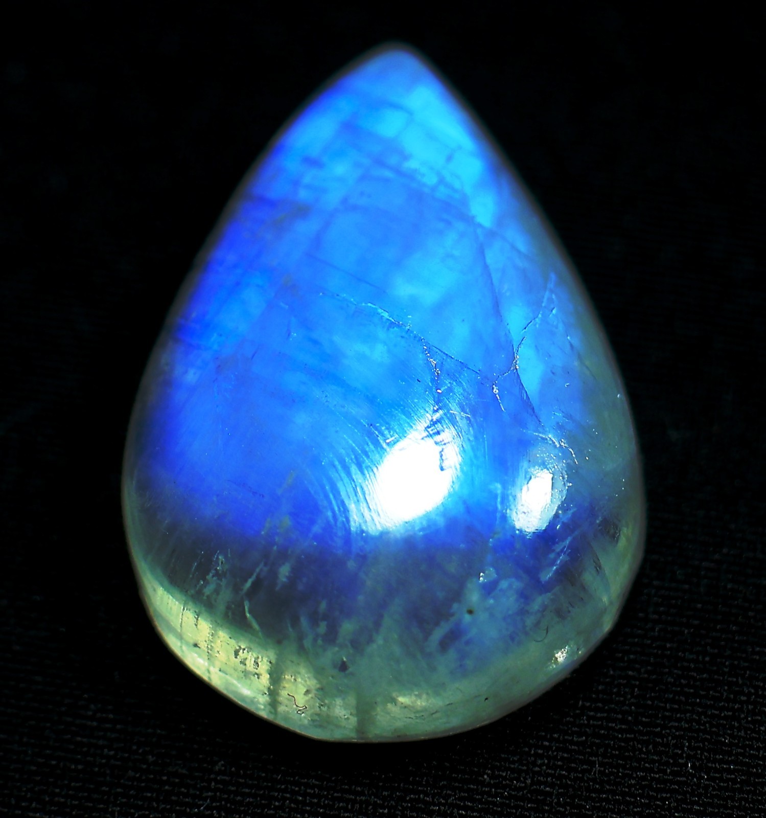 23 Ct 7X16X24 mm Natural Blue Fire Rainbow Moonstone Pear Cabochon Gems RQ-206