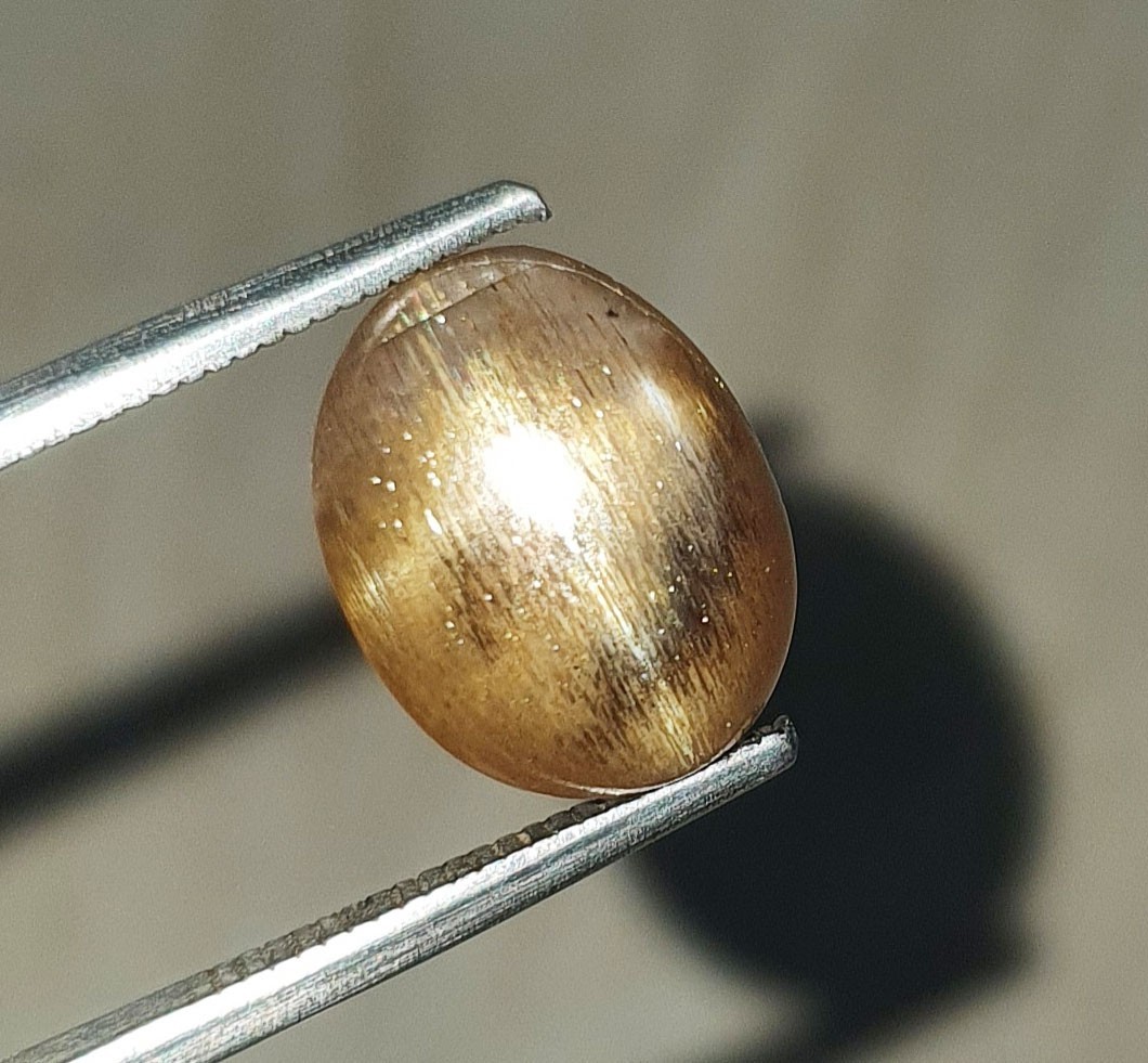 5.99 Ct Natural 8 Rays Golden Star Sunstone Oval Cabochon AAA Quality Loose Gems
