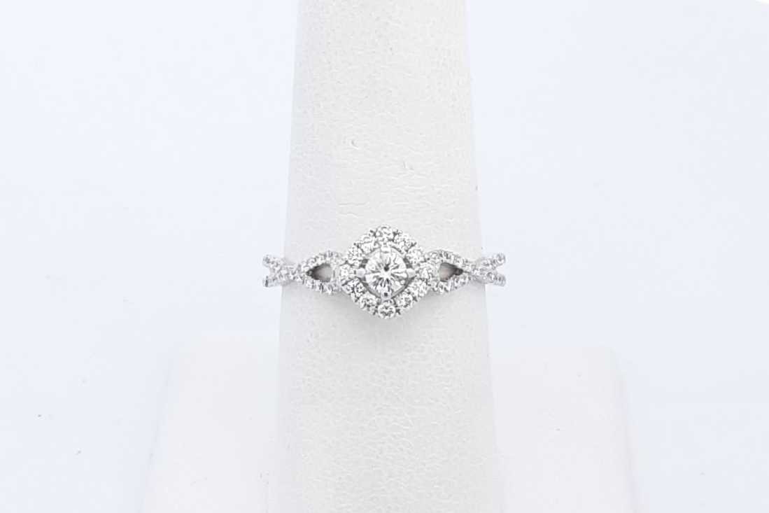 0.27cttw Diamond Ring In 10k White Gold 2.1 Grams Size 7 Eb0426lxzde