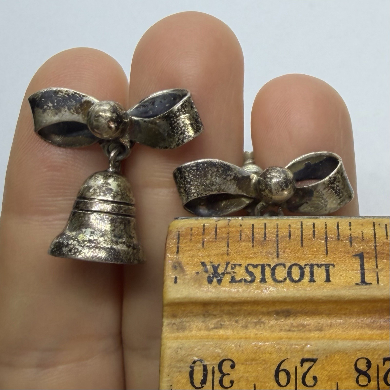 Vtg Damaso Gallegos Sterling Silver Mexico Jingle Bell Bow Earrings Screwback DG