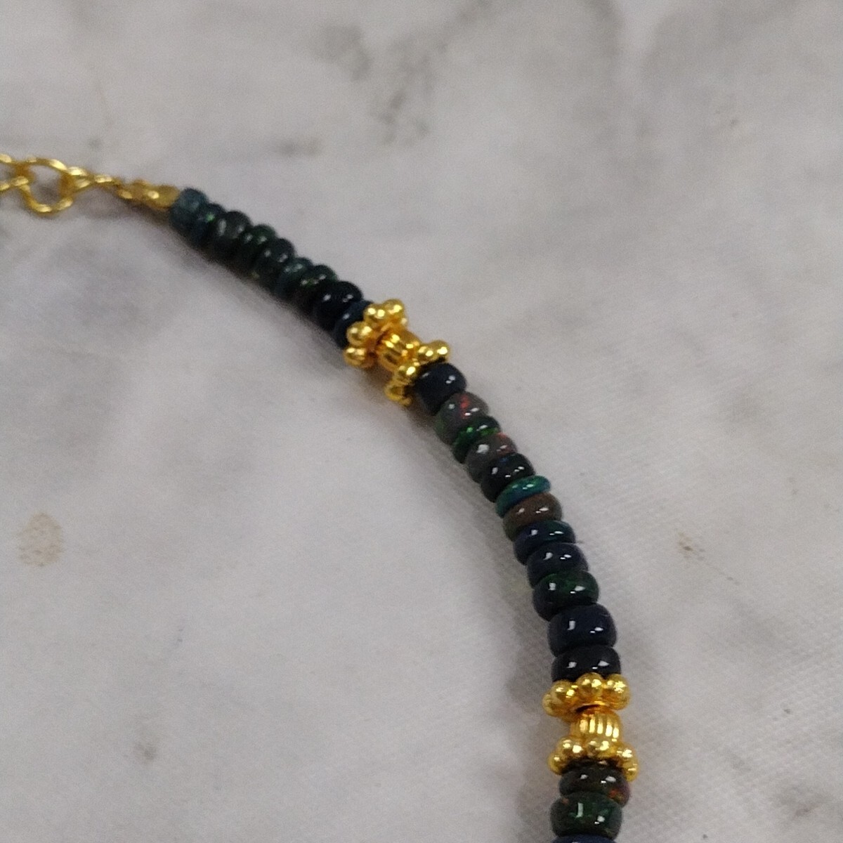 Modern Yellow Gold Plated Smoked Welo Opal Bead Bracelet Adjustable 7-9″