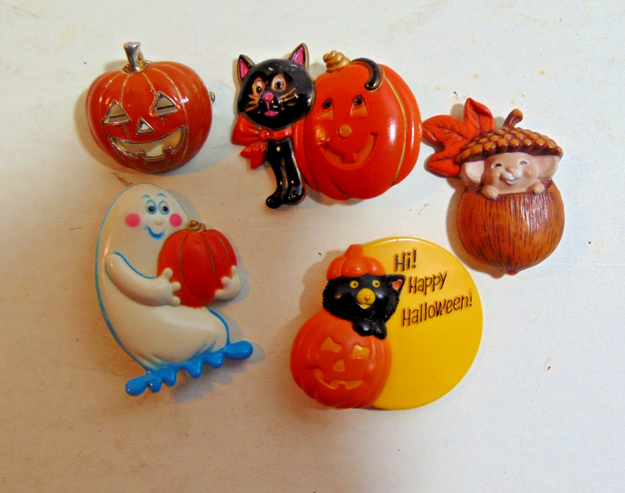 5- HALLOWEEN/FALL FASHION PINS-BLACK CAT, PUMPKIN, GHOST, MOOSE-VINTAGE